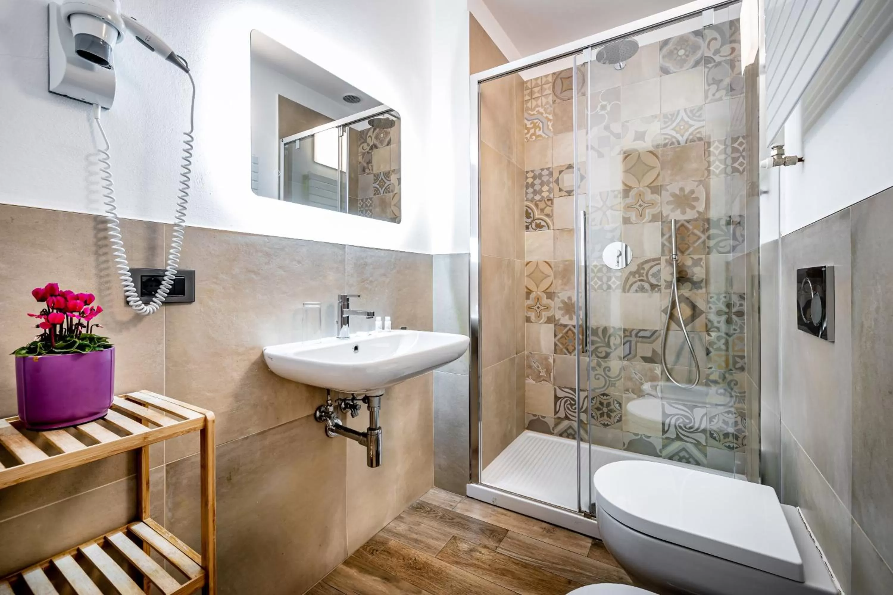 Shower in B&B Lorenzo de' Medici