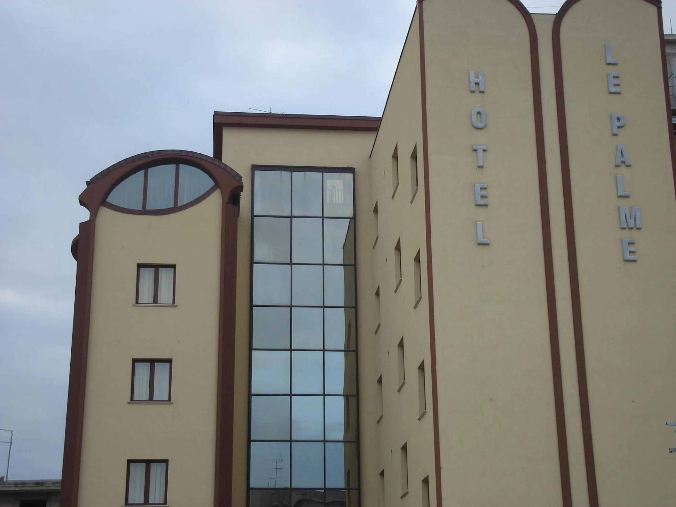 Property building in Hotel Le Palme
