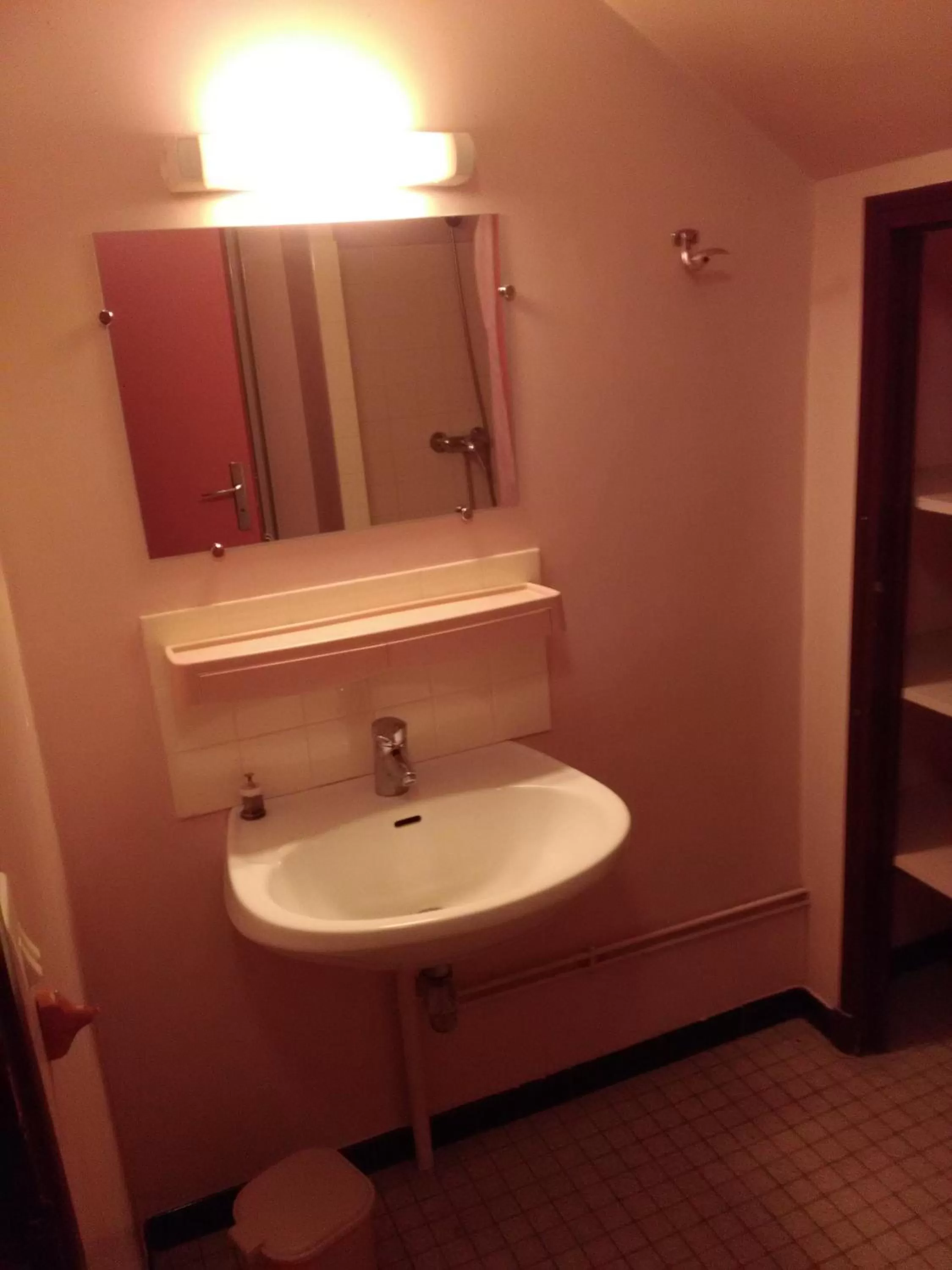 Other in Cap Verb Guillestre