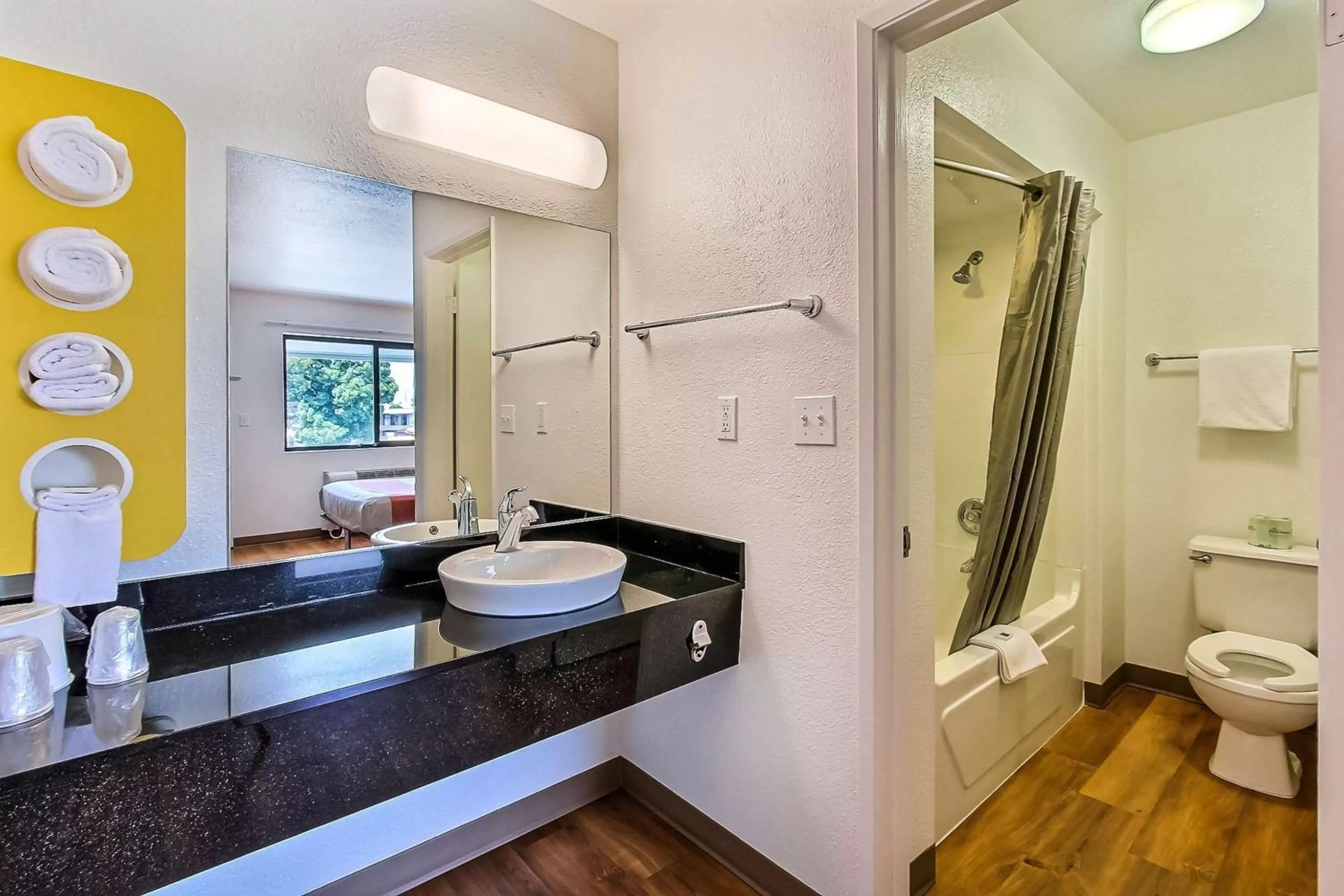 Bathroom in Motel 6-Sunnyvale, CA - South