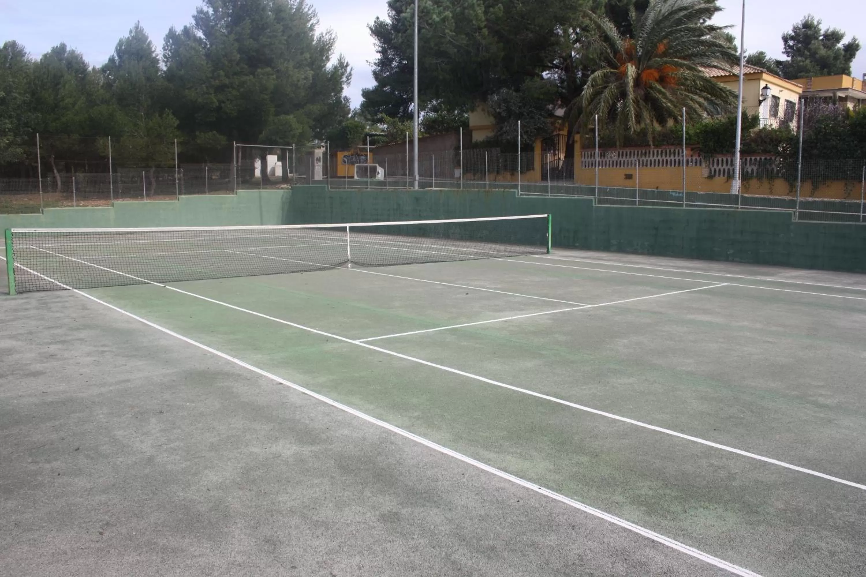 Tennis court in Hotel La Carreta