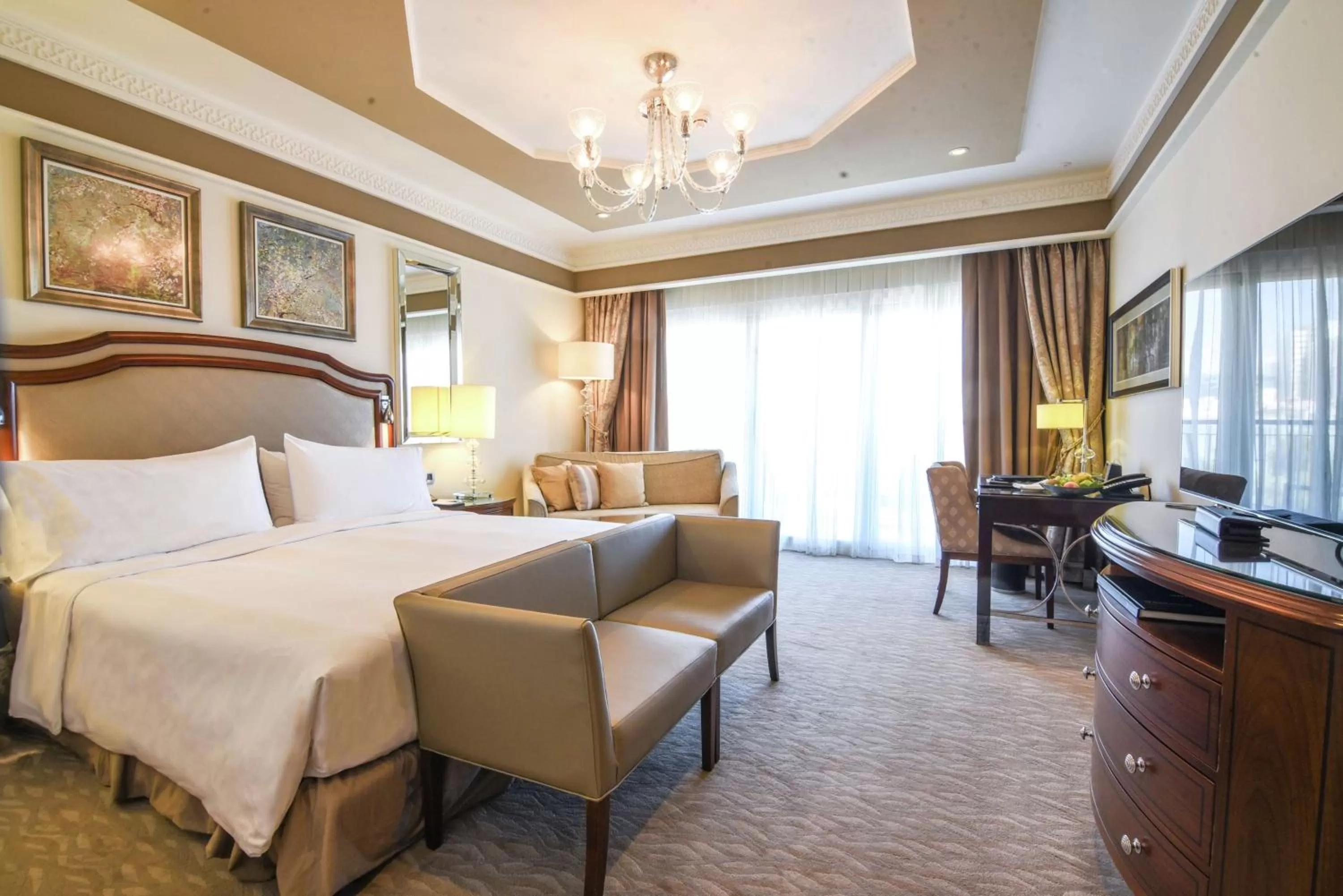 Bedroom, Bed in Waldorf Astoria Jerusalem