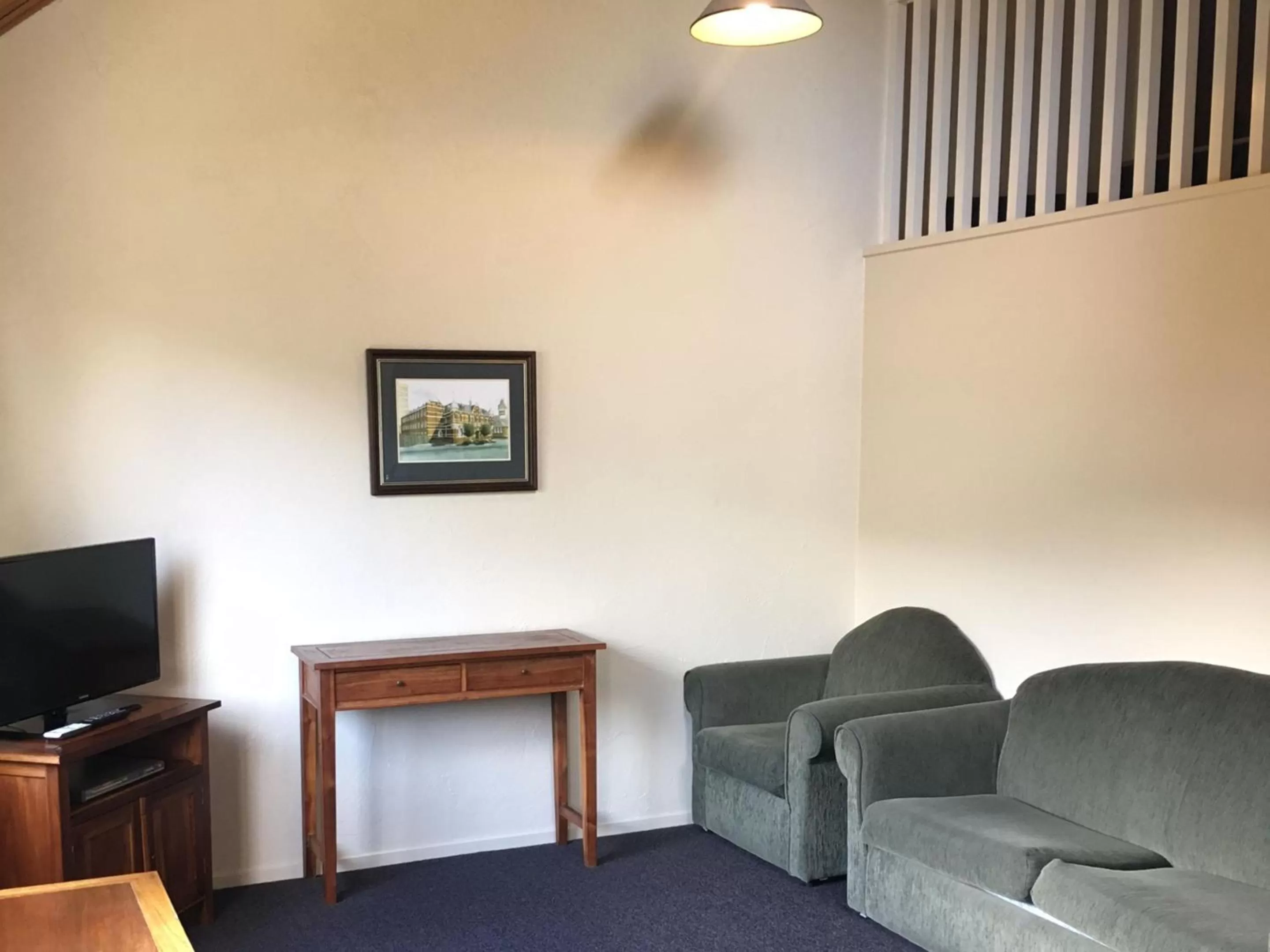 Living room in Woodlands Motels And Apartments