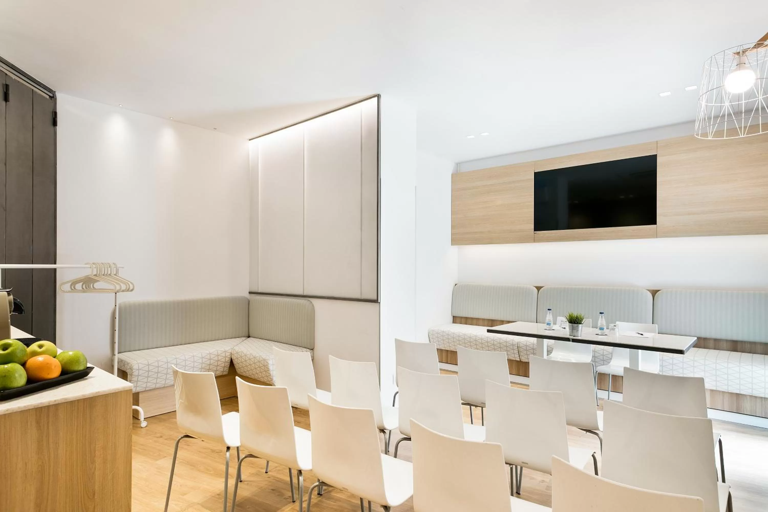 Meeting/conference room in Hotel Acta Laumon