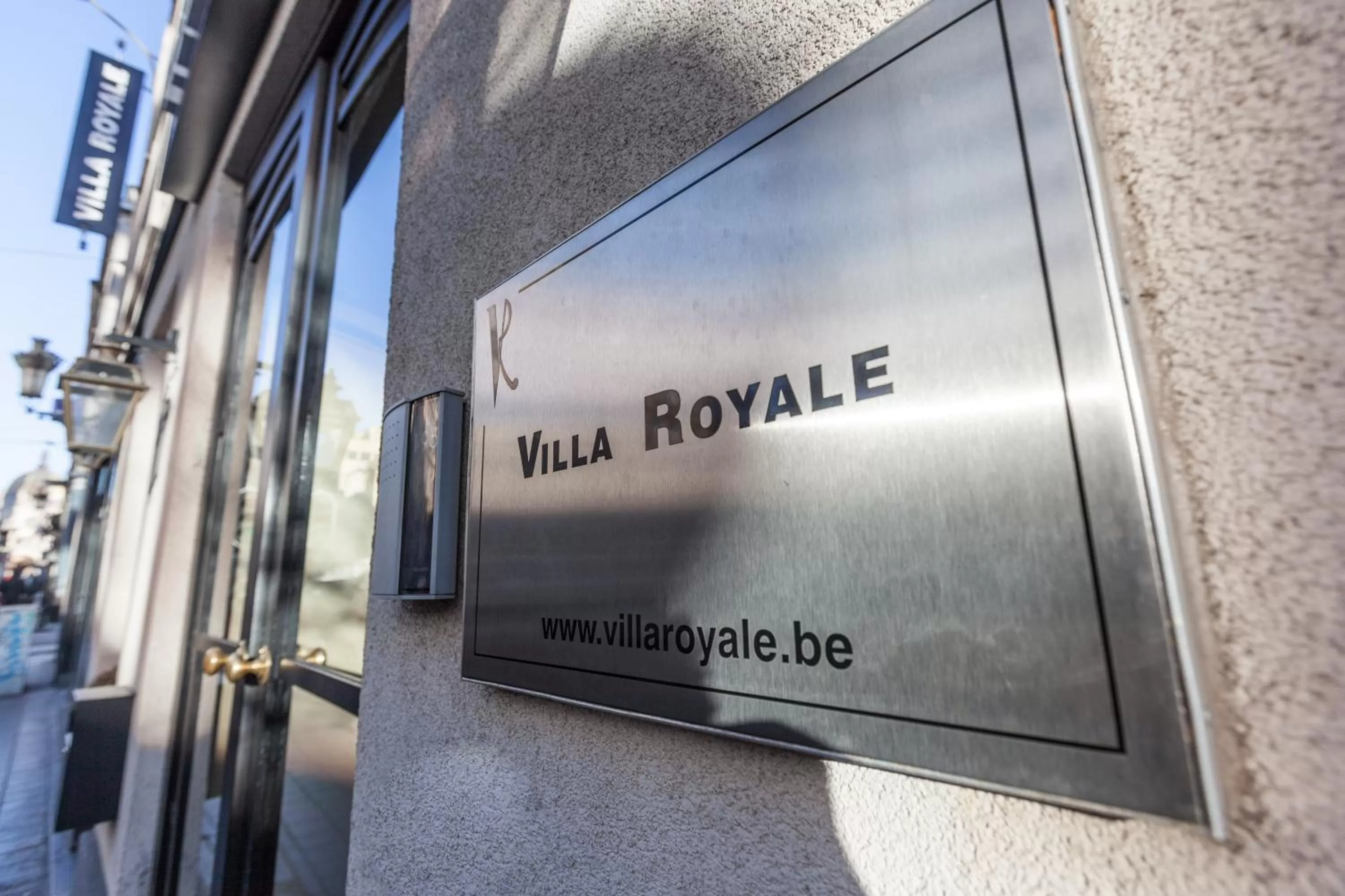 Facade/entrance in Hotel Villa Royale