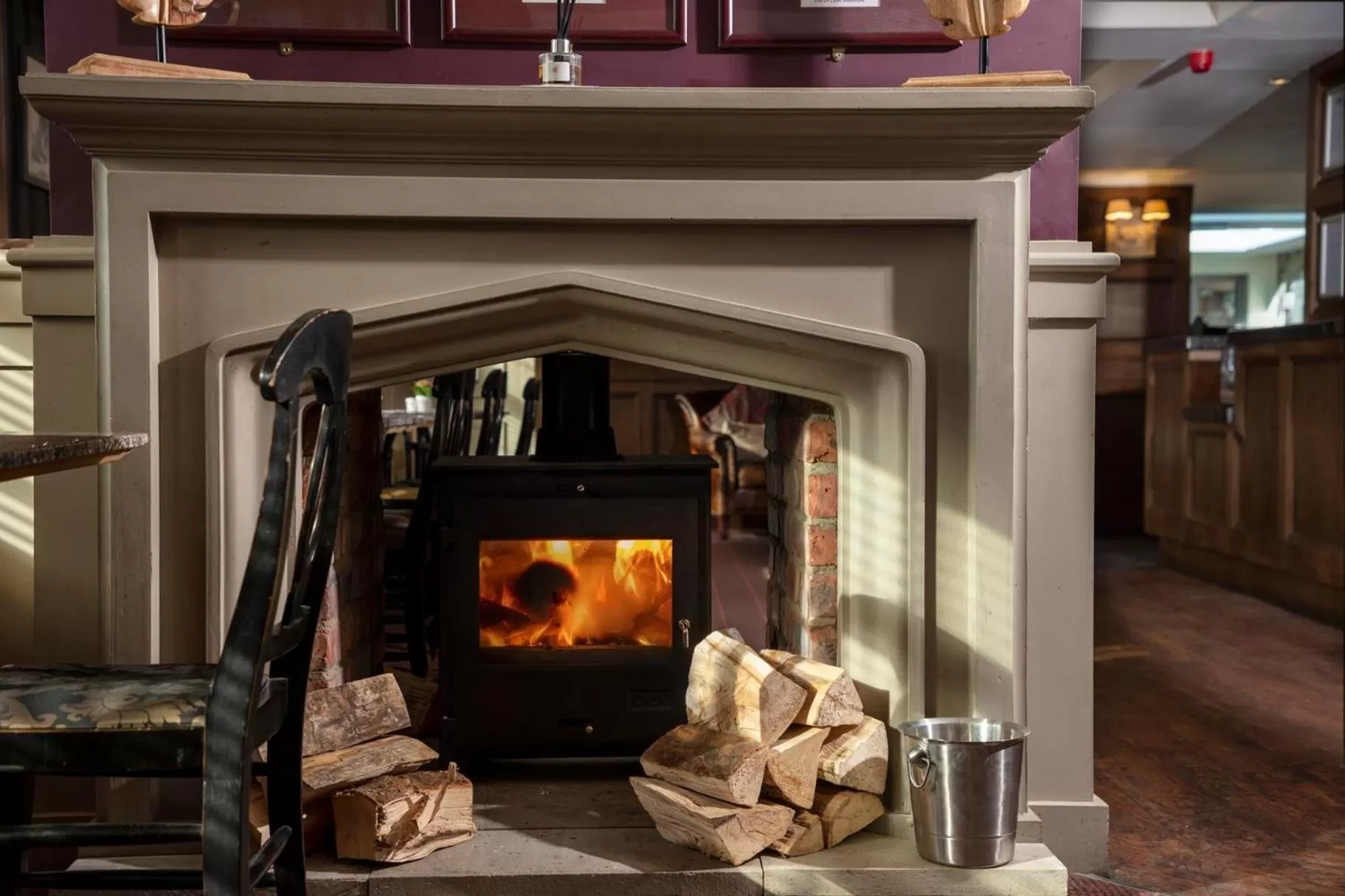 Lounge or bar in Honest Lawyer Hotel