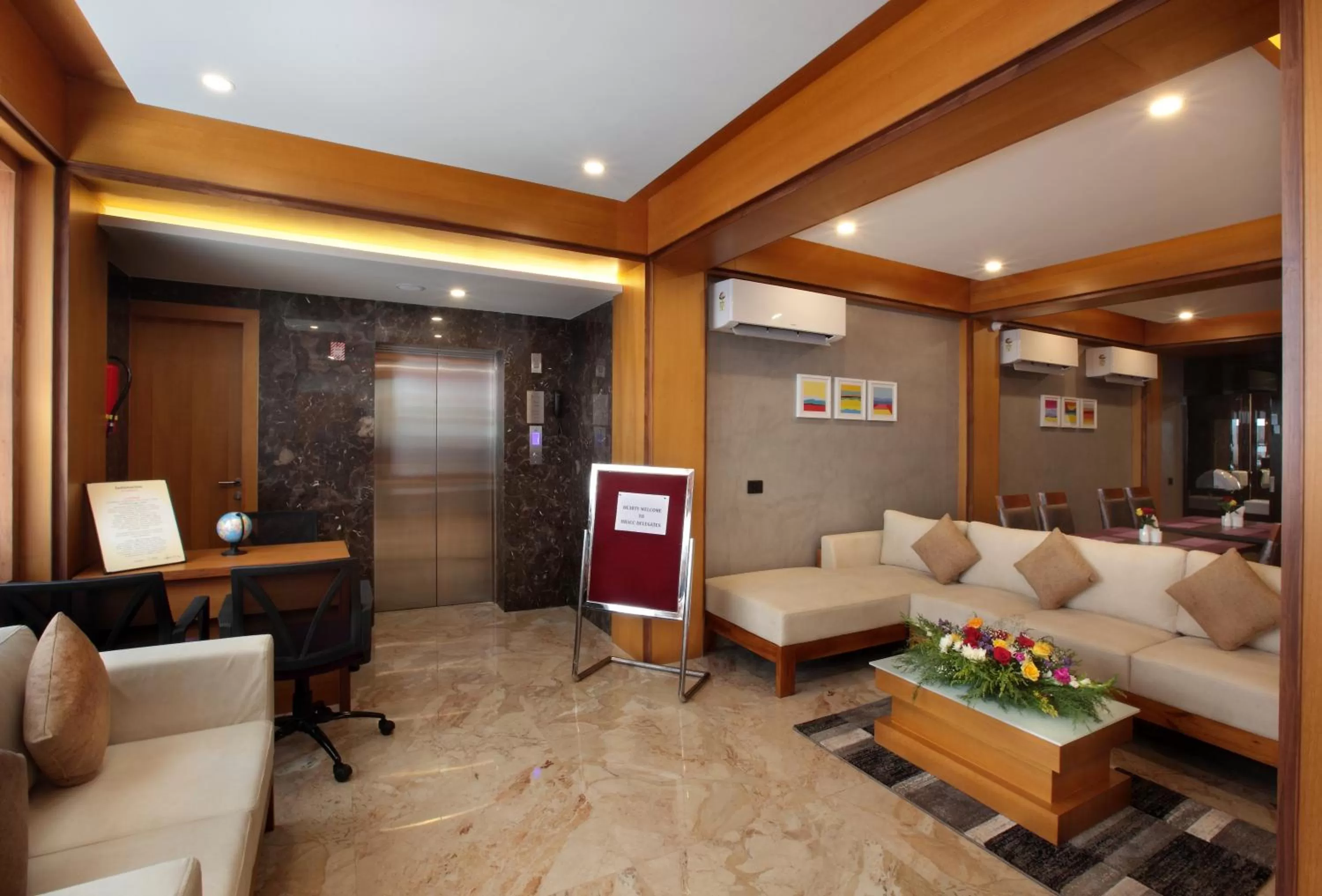 Lobby or reception, Seating Area in Hotel Park Residency