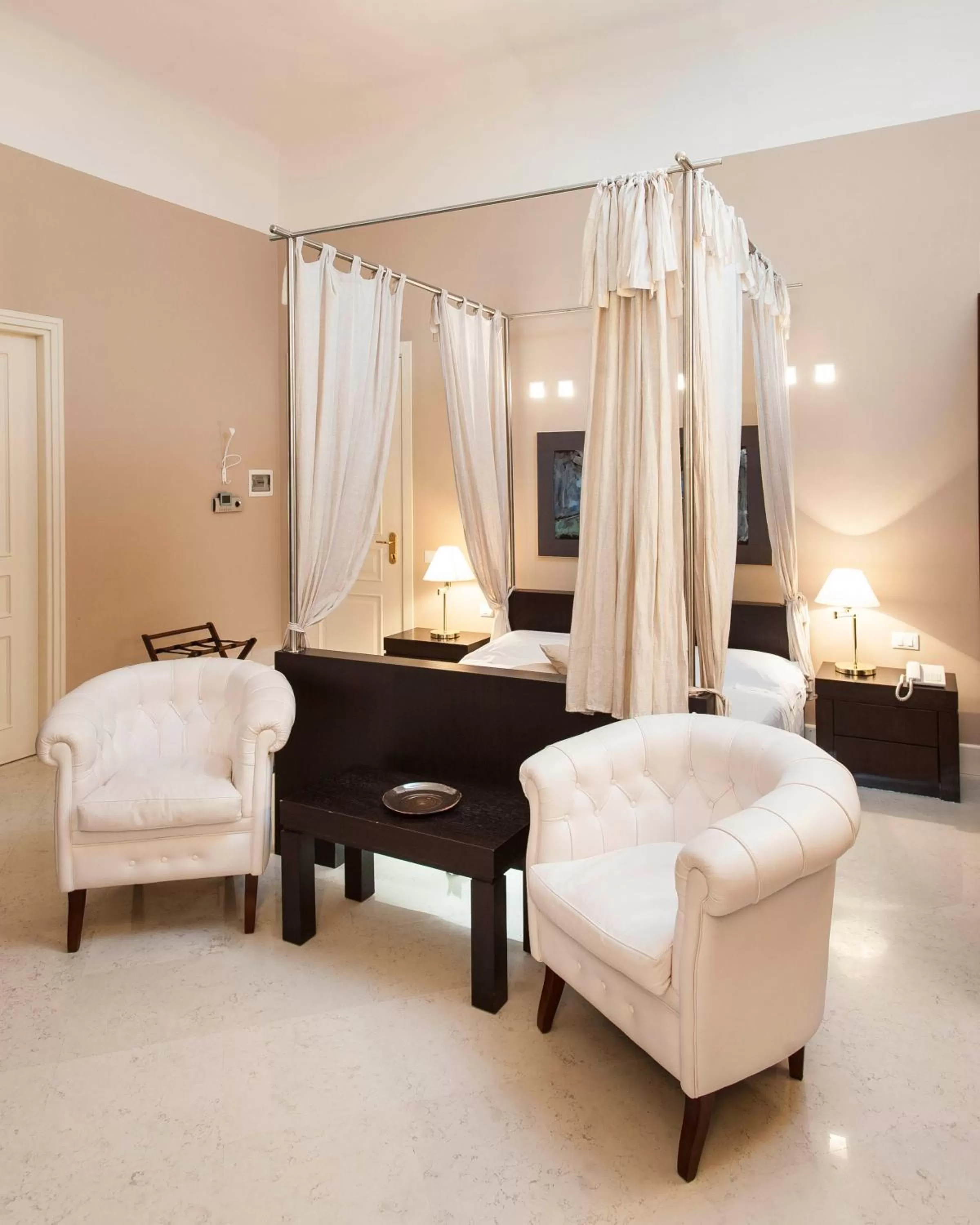 Photo of the whole room, Bed in Palazzo Brunaccini Boutique Hotel