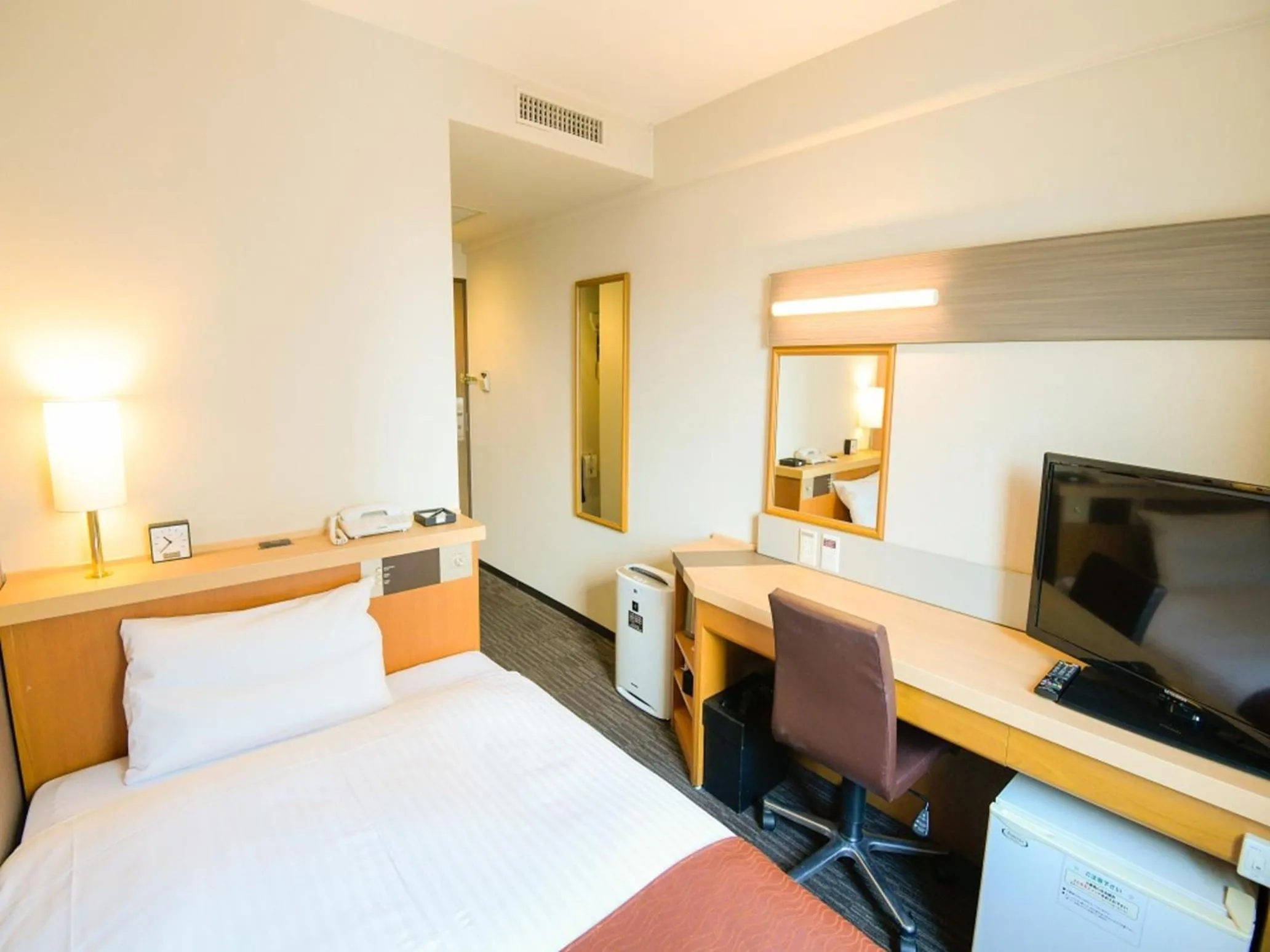 Photo of the whole room, Bed in Via Inn Shin Osaka West