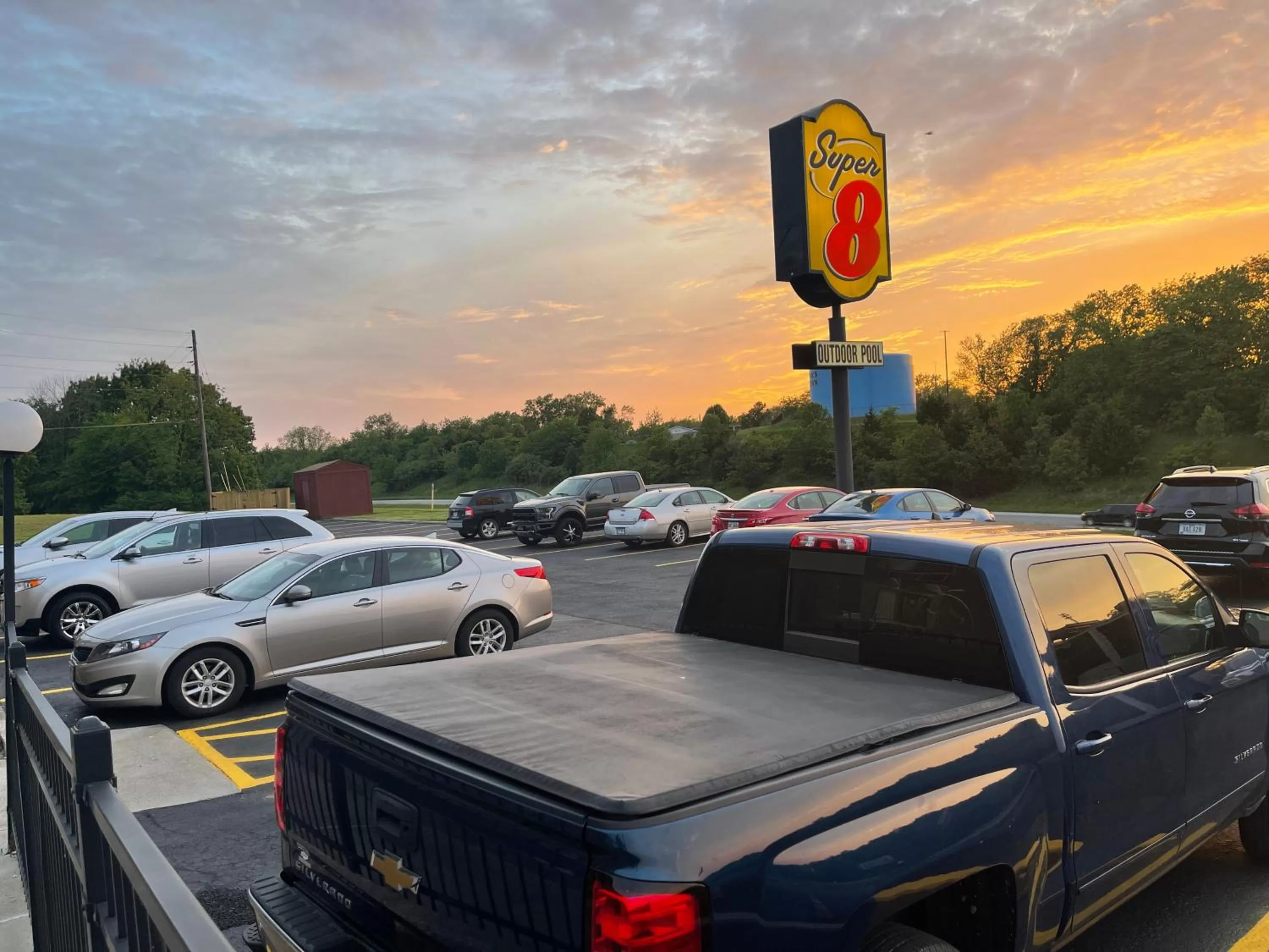 Neighbourhood in Super 8 by Wyndham Hannibal