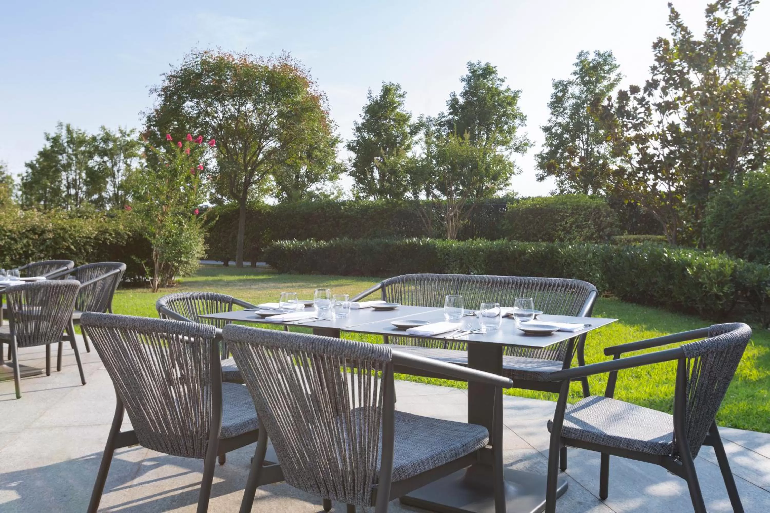 Patio in voco Milan-Fiere by IHG