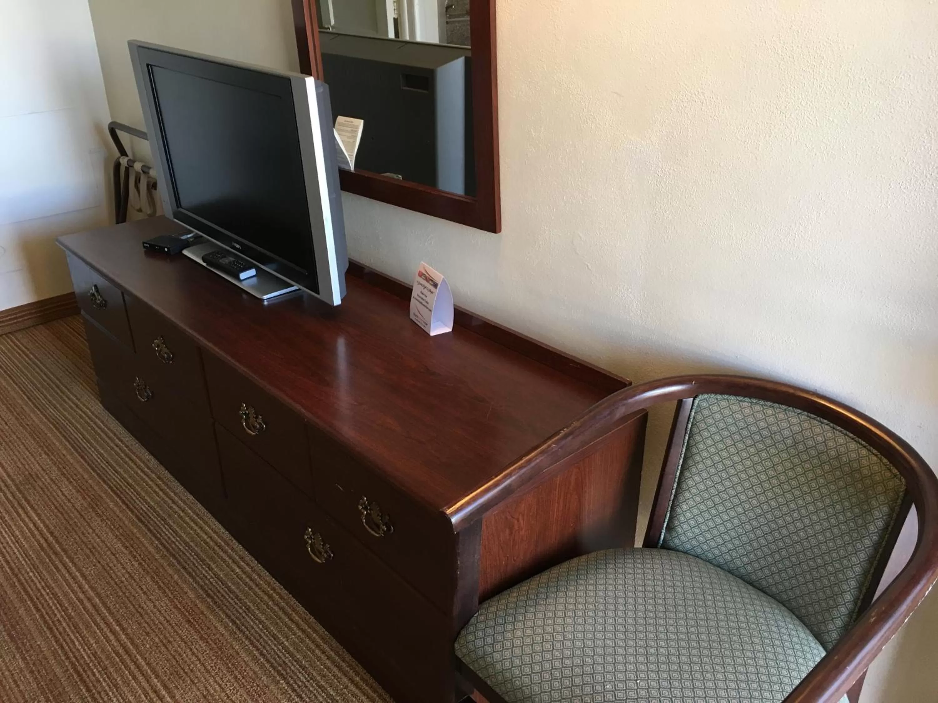 Seating area in Red Carpet Inn - Gettysburg