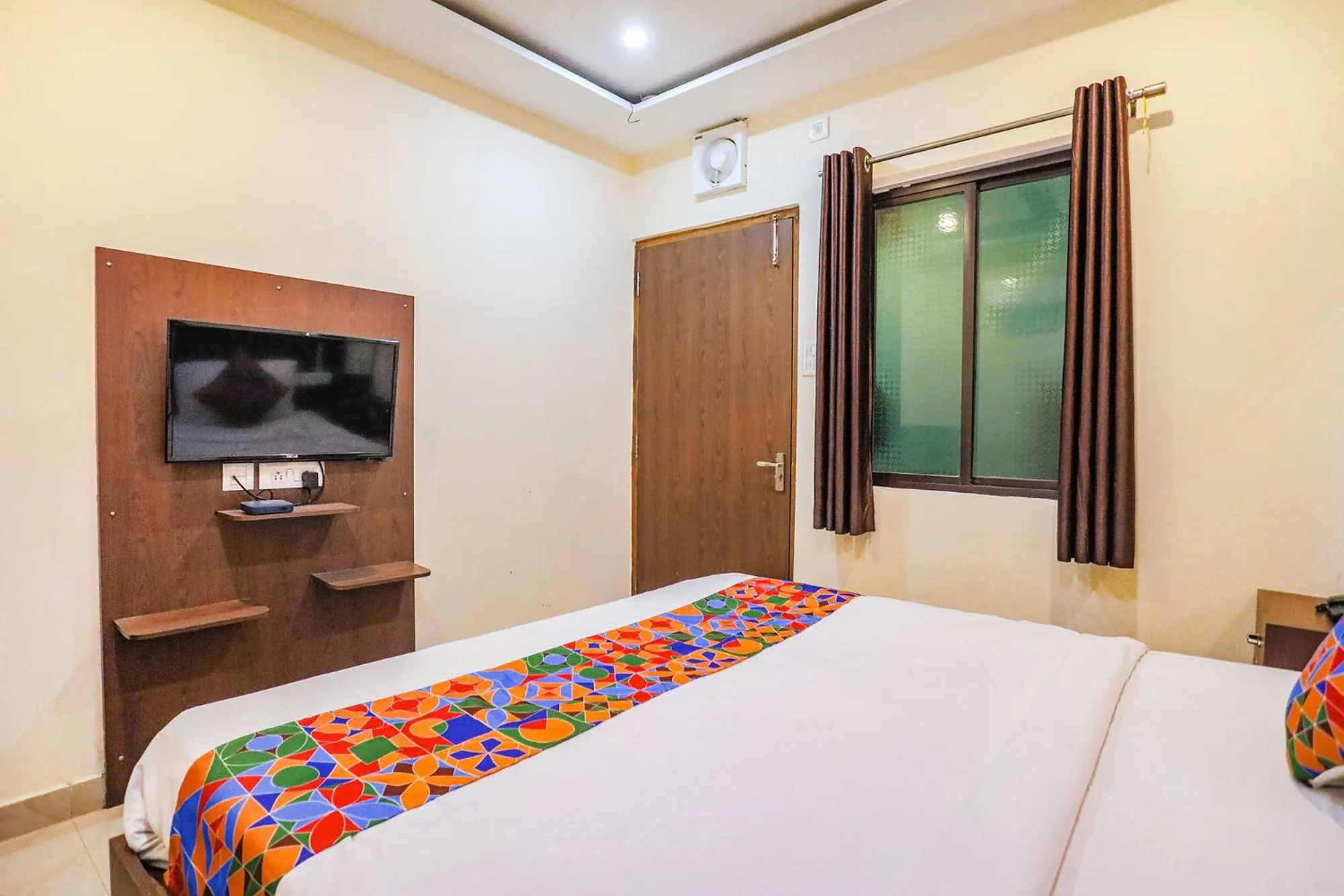 Bedroom in FabExpress Banarasi Kothi