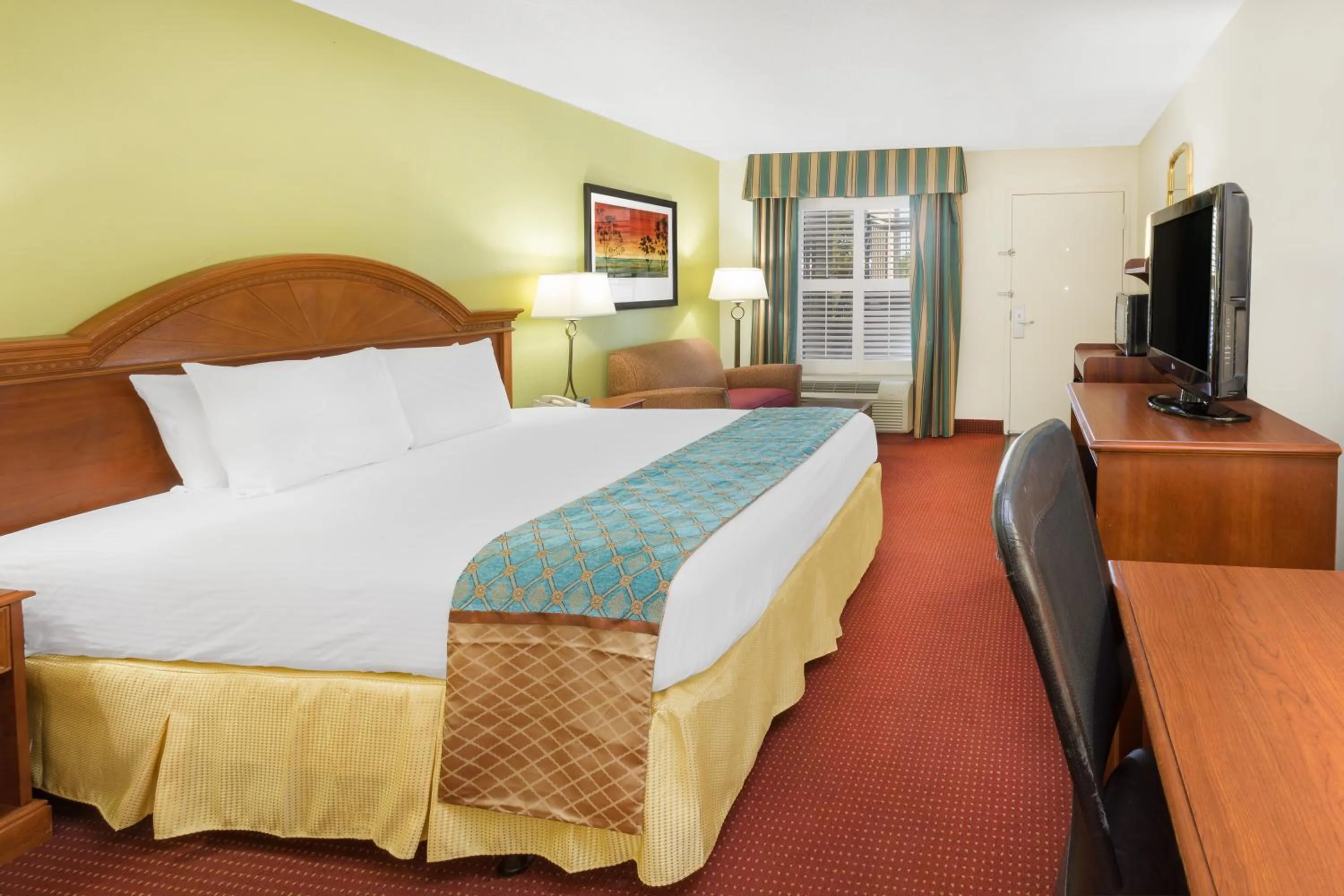 Bed in Baymont by Wyndham Orangeburg North