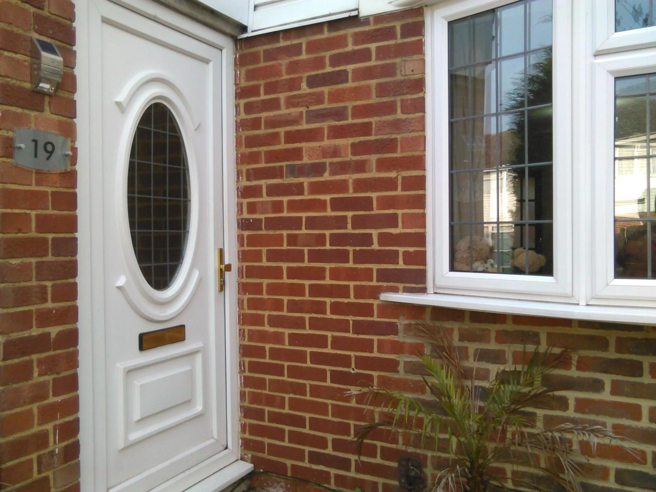 Facade/entrance in Bianca's House Hotel Heathrow Airport