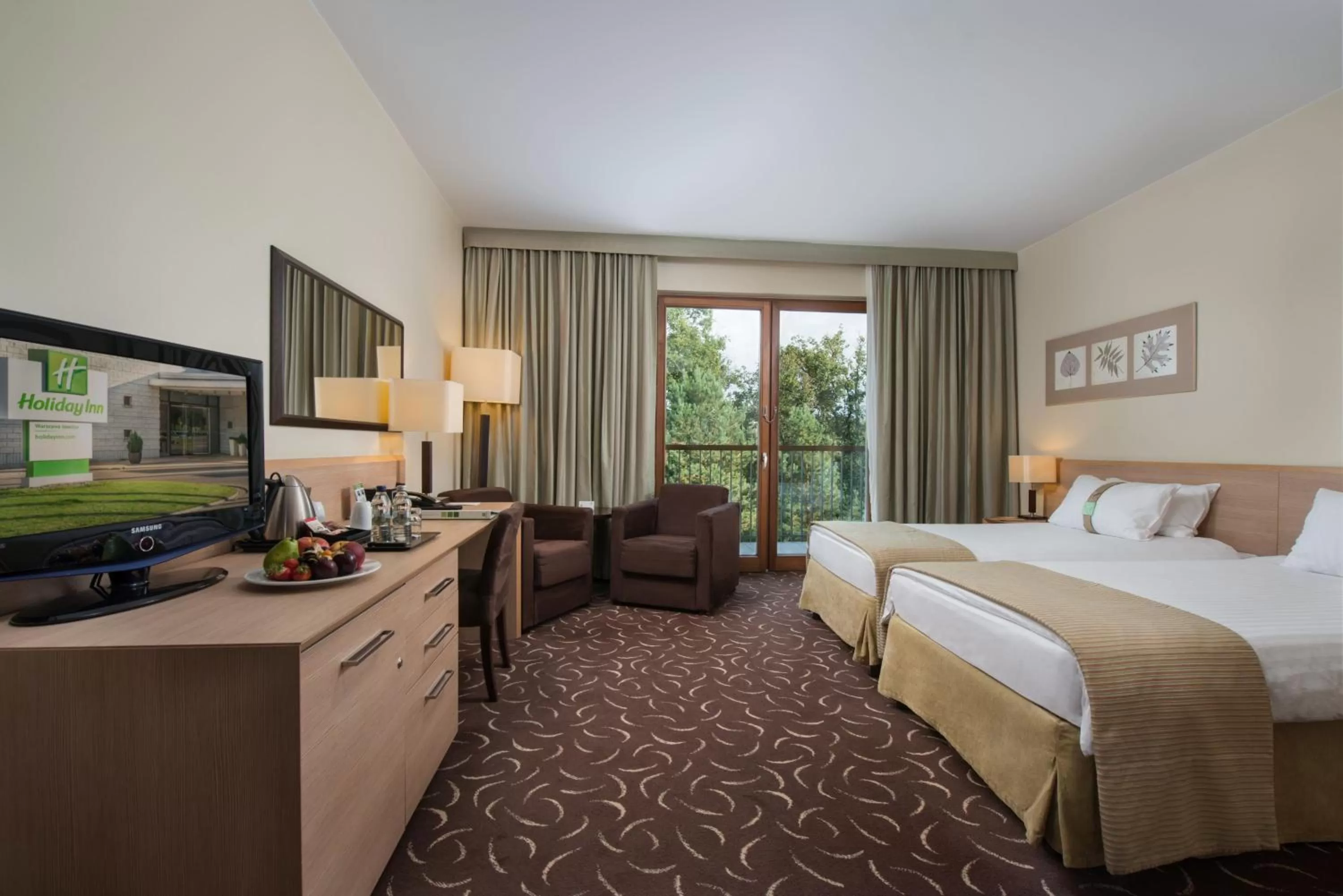 Photo of the whole room, Bed in Holiday Inn Resort Warsaw Józefów by IHG