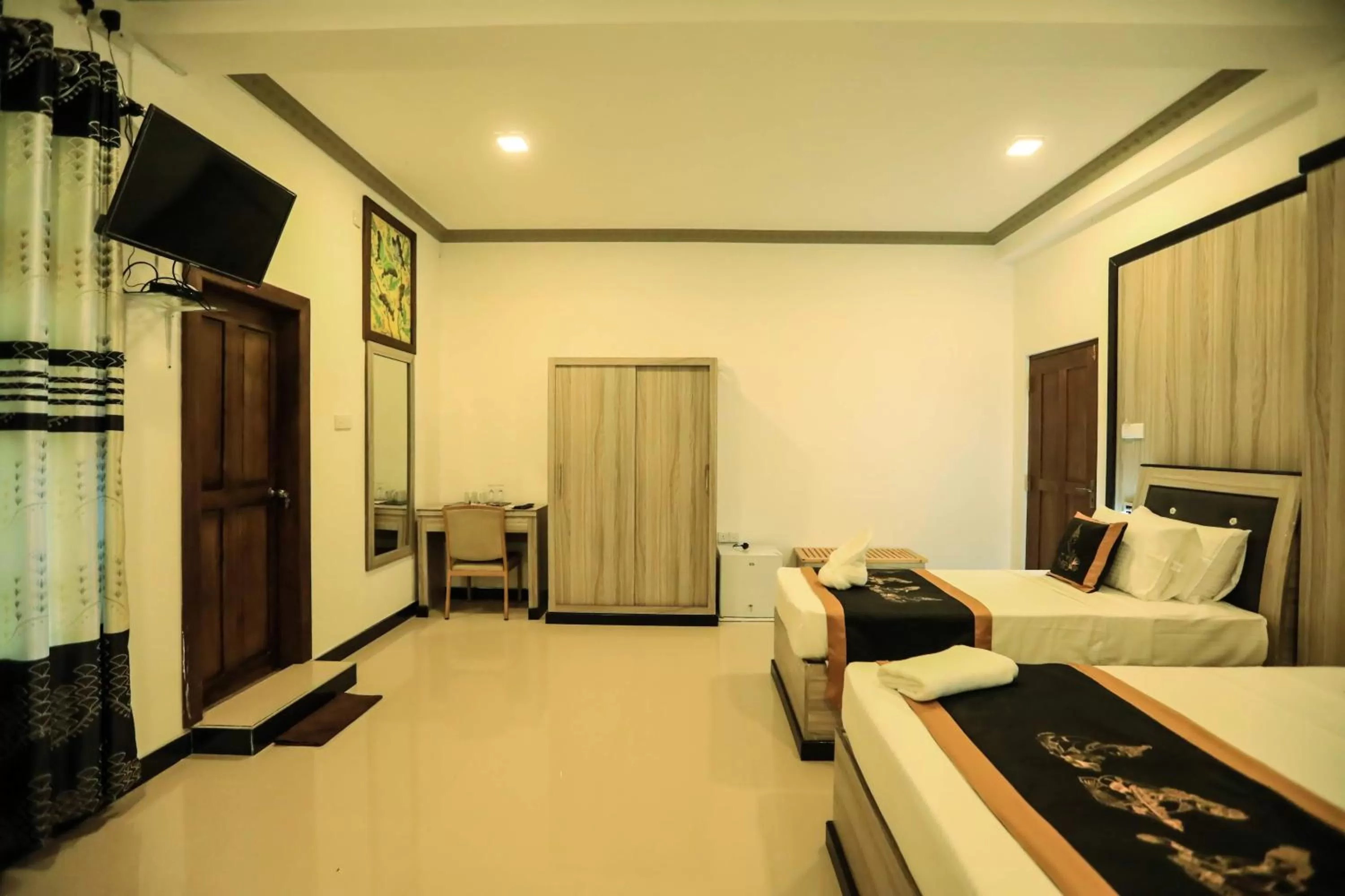 TV/Entertainment Center in Sigiriya Kingdom Gate Dambulla