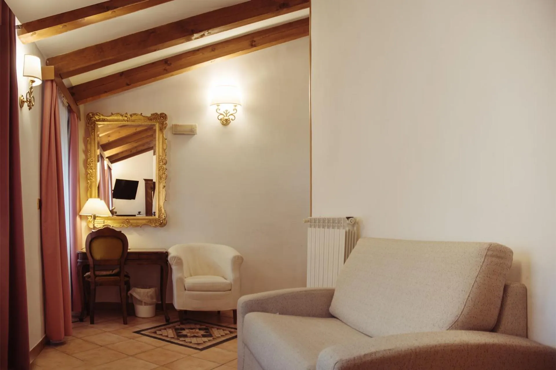 Photo of the whole room in Albergo Al Viale