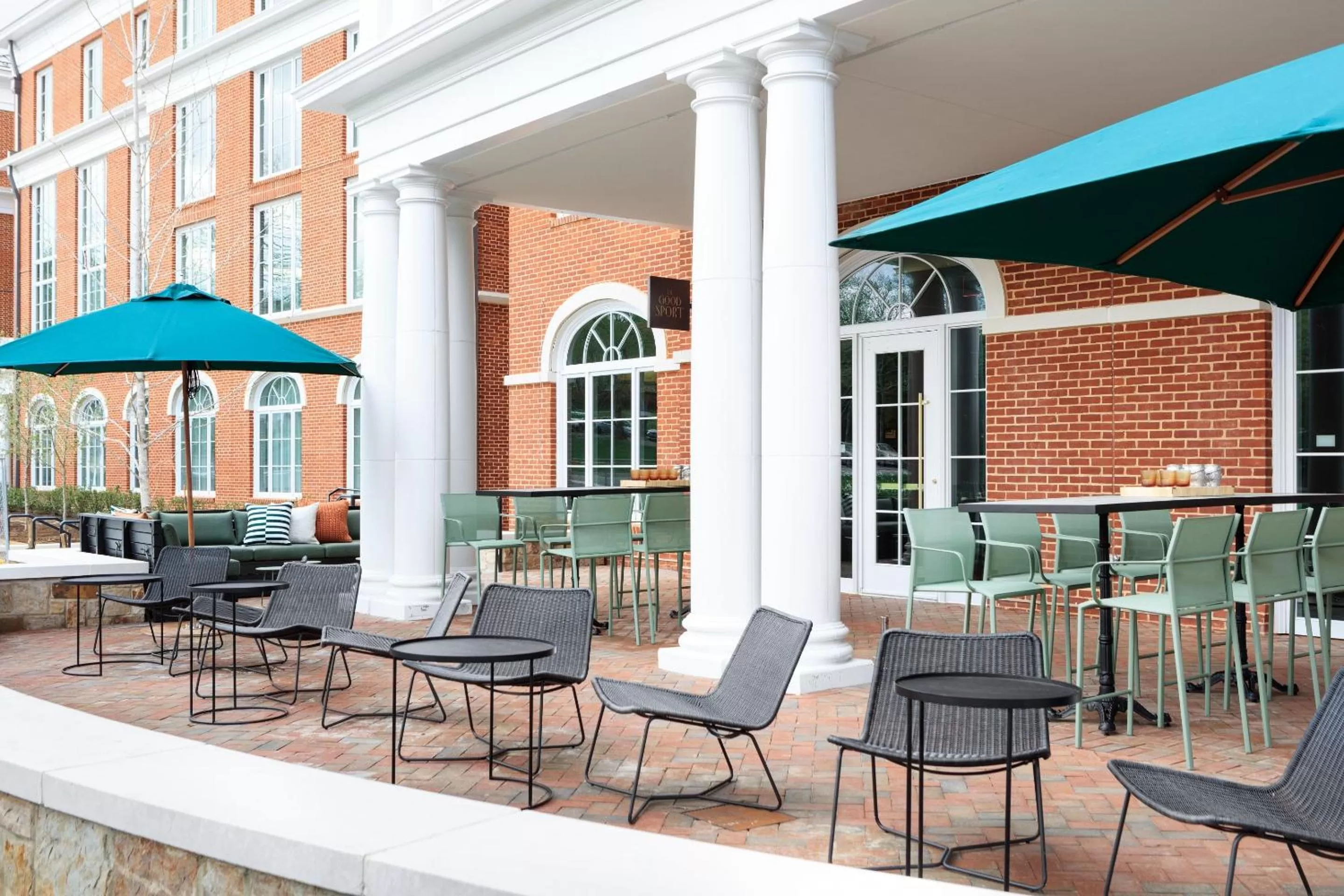 Restaurant/places to eat in Kimpton - The Forum Hotel by IHG