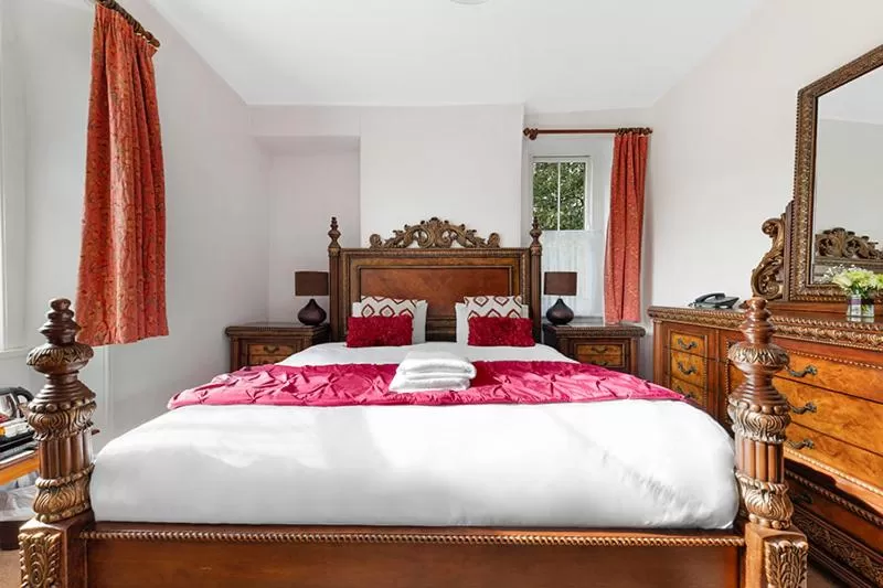 Superior Double Room in Haselbury Mill