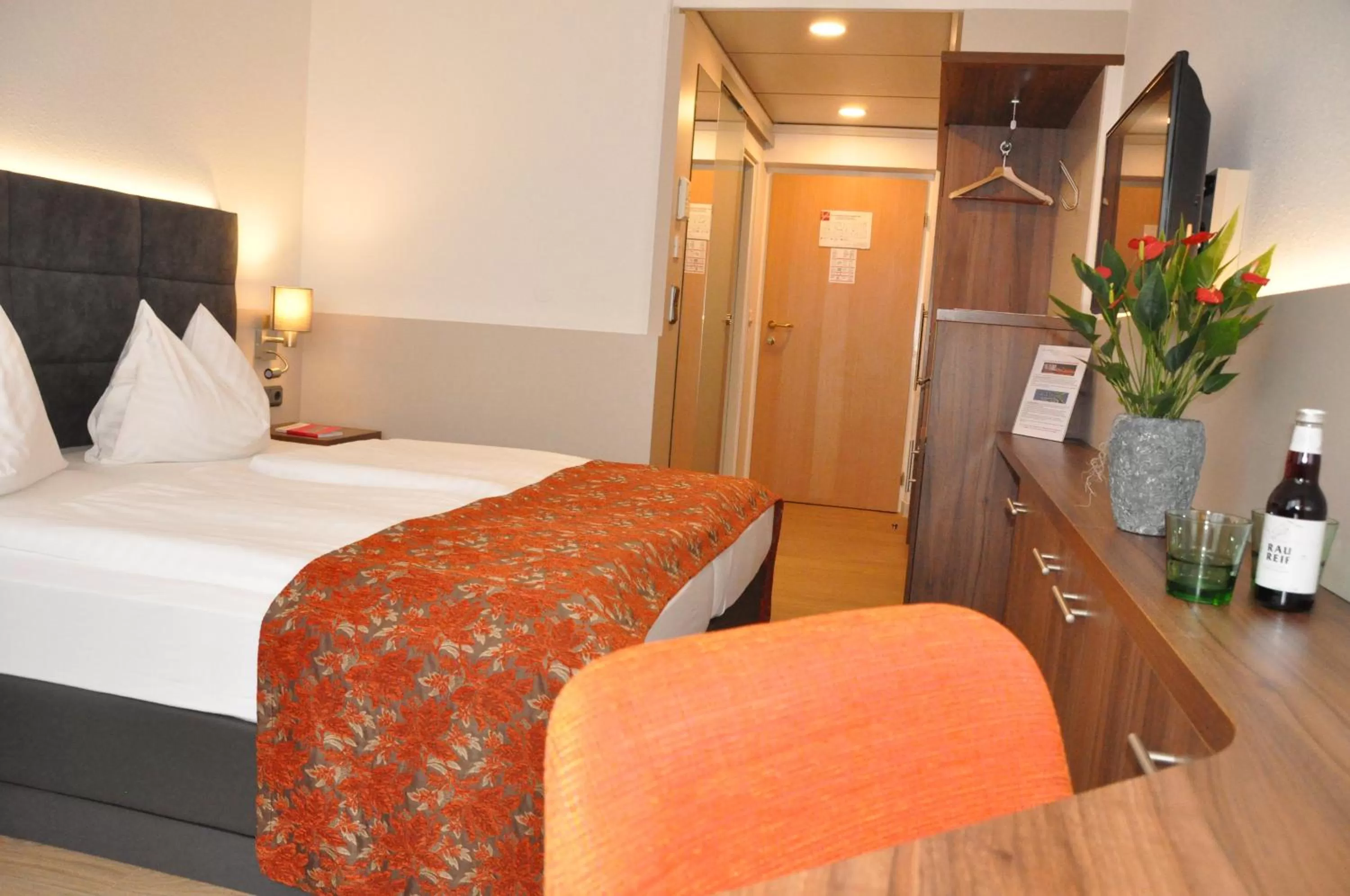 Photo of the whole room, Bed in Stadtoase Kolping Hotel