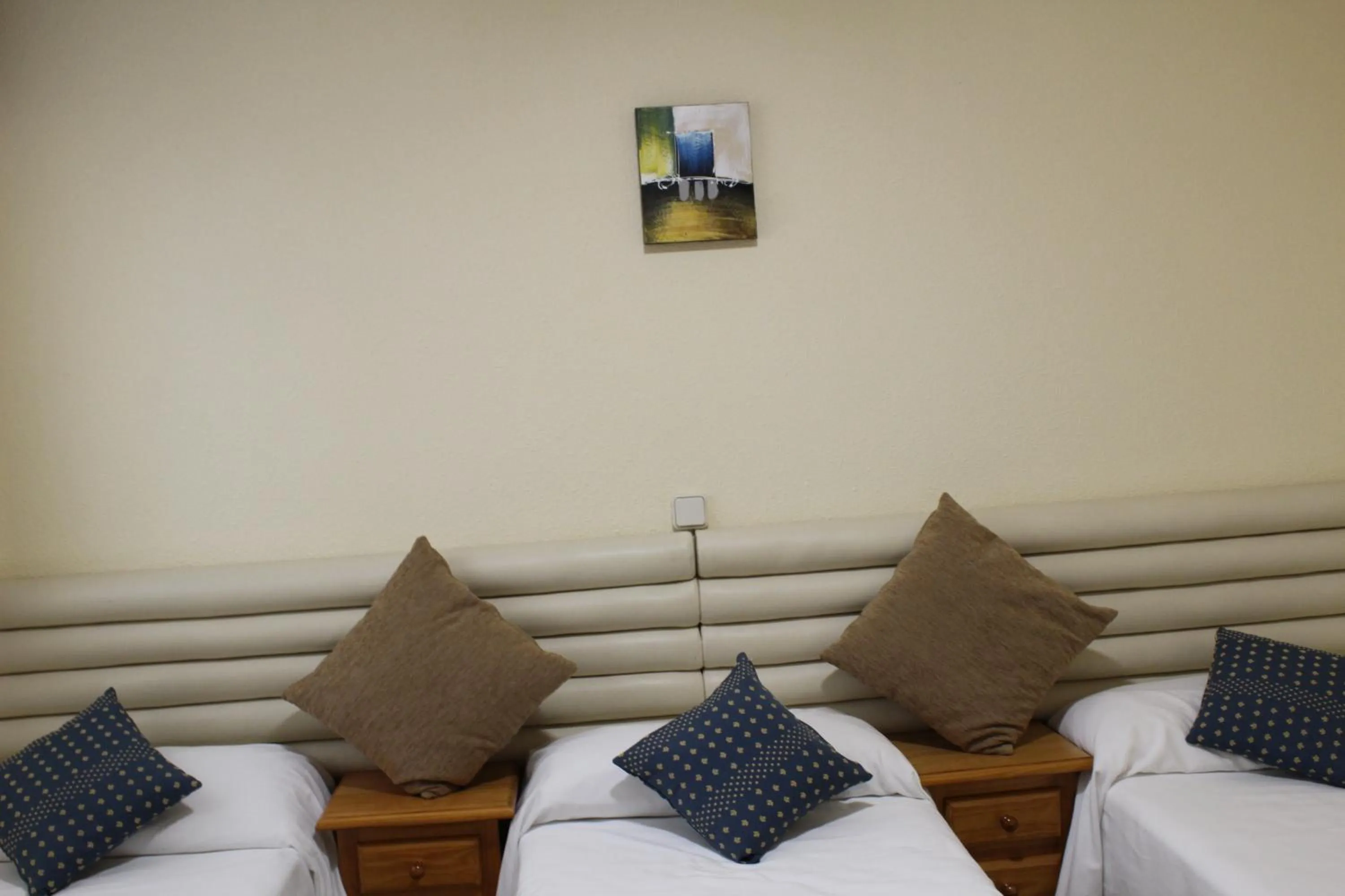 Bedroom, Bed in Hotel Cuatro Caños