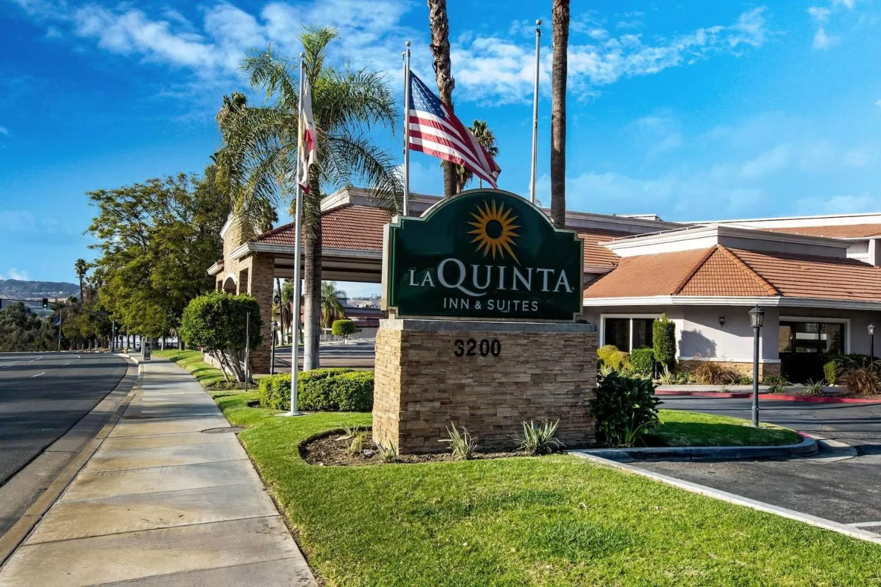 Property building in La Quinta by Wyndham Pomona