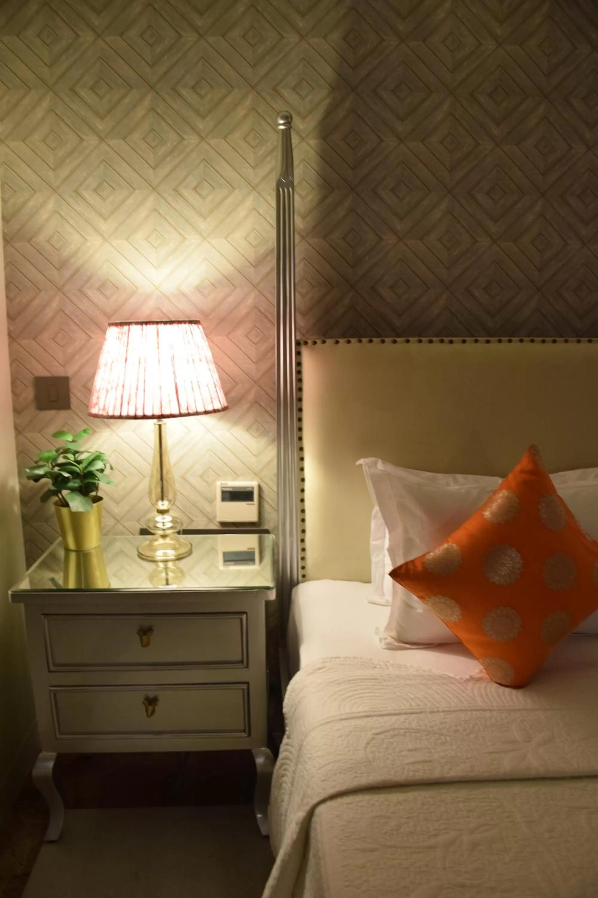 Bed in Dileep Kothi - A Royal Boutique Luxury Suites in Jaipur