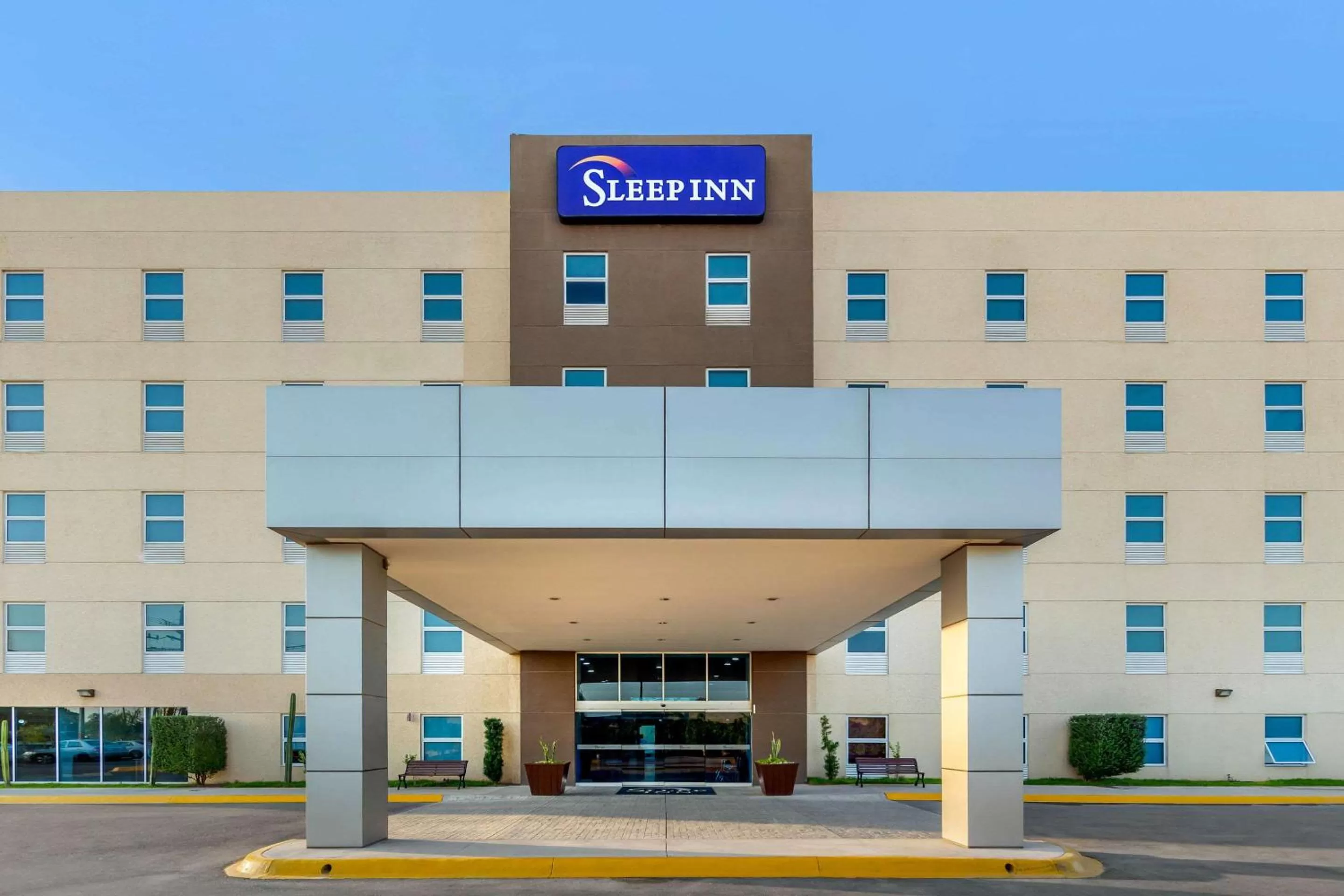 Property building in Sleep Inn Torreon