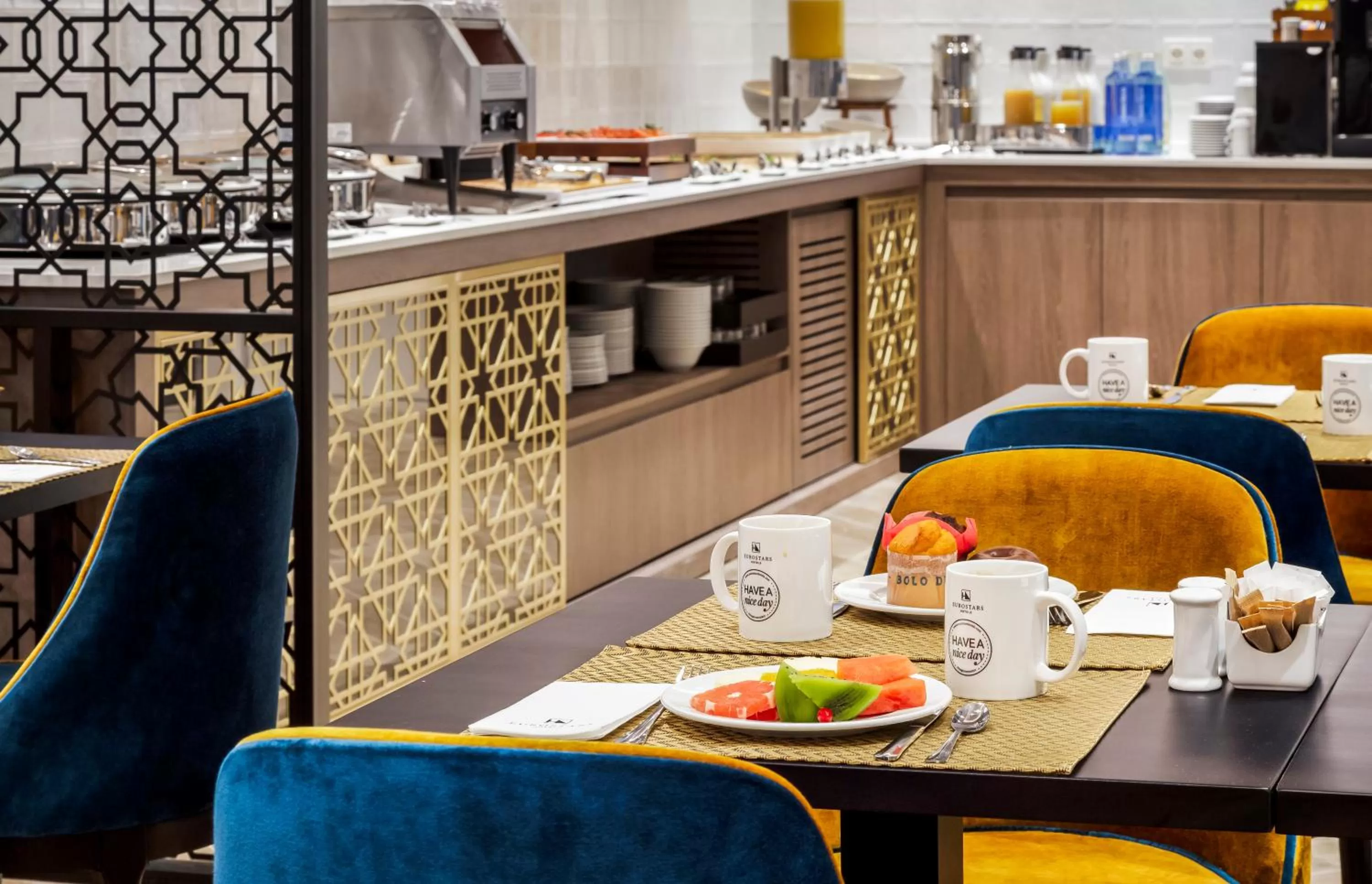 Lounge or bar in Eurostars Puerta Real