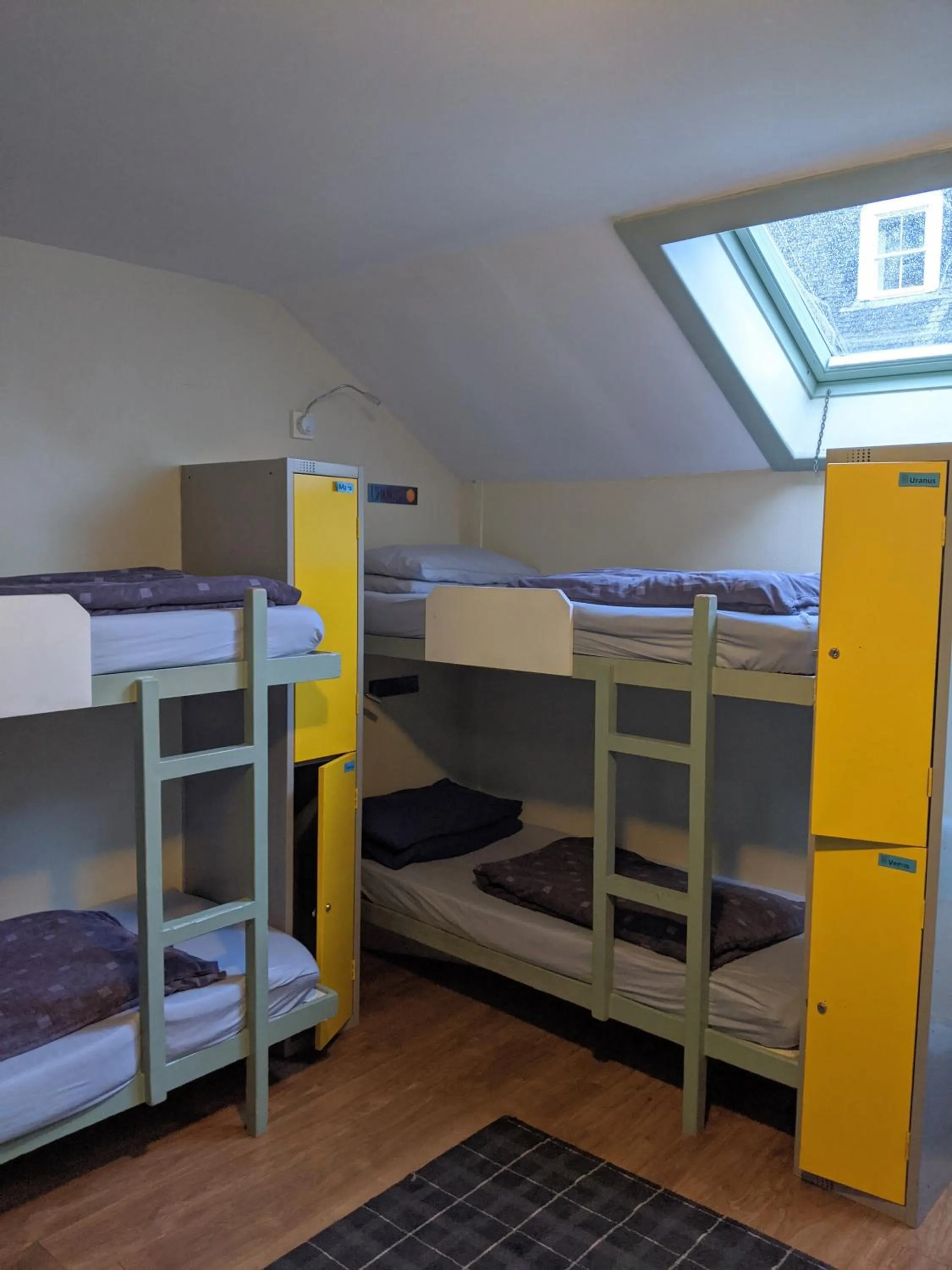 Bed in High Street Hostel - Over 18s Only, Backpackers Atmosphere