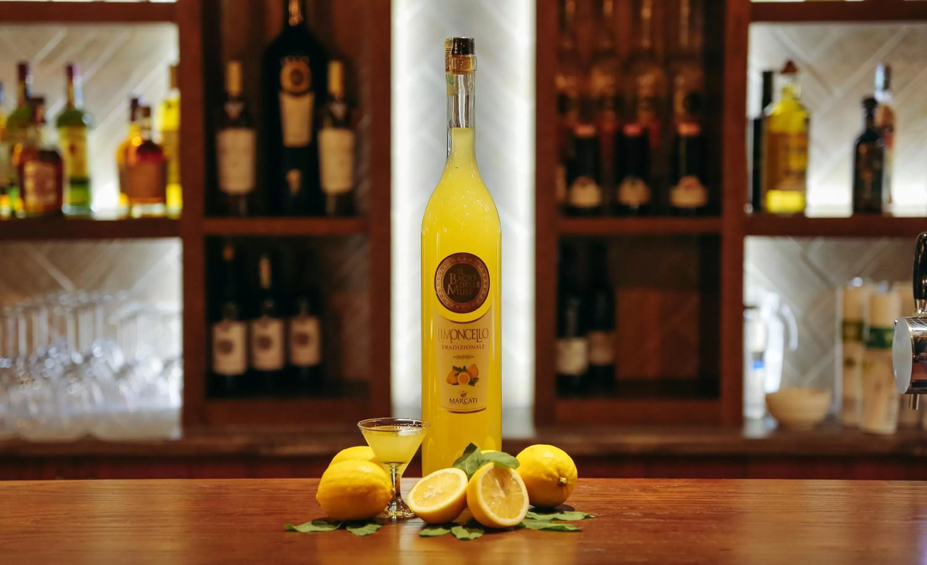 Restaurant/places to eat in 7 Boutique Hotel