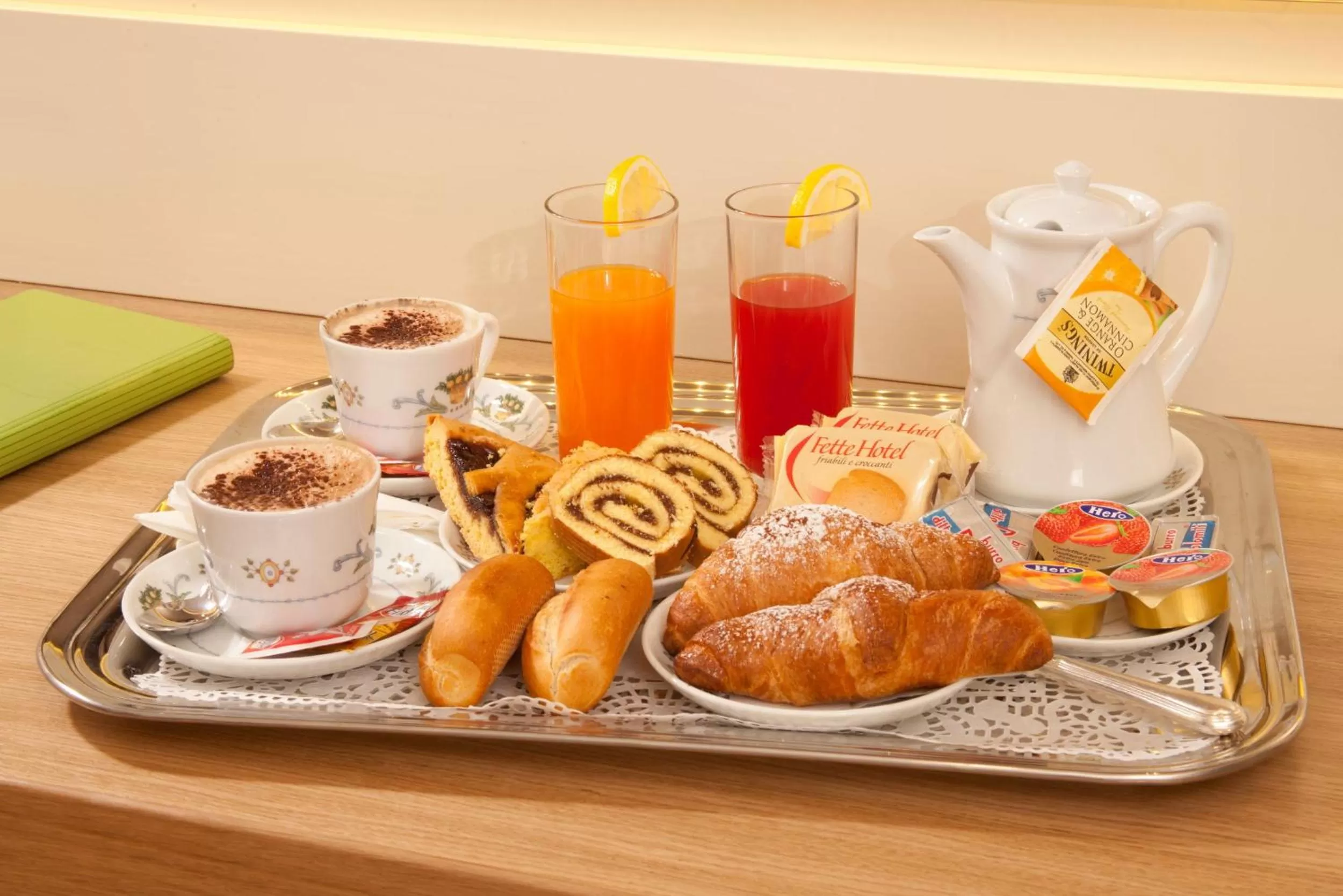 Food and drinks in Hotel Piccolo Borgo