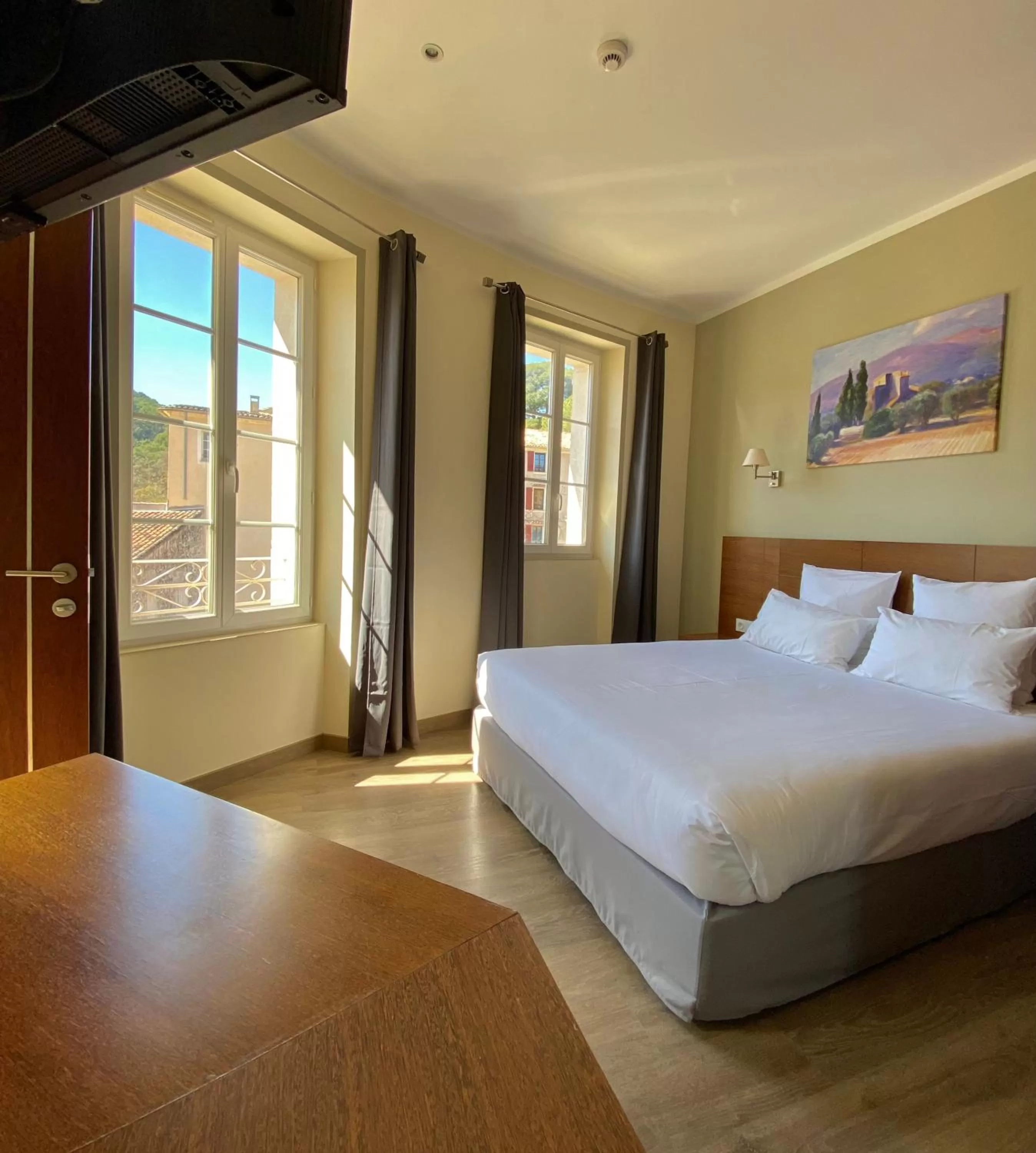 Bed in Hôtel La Falaise