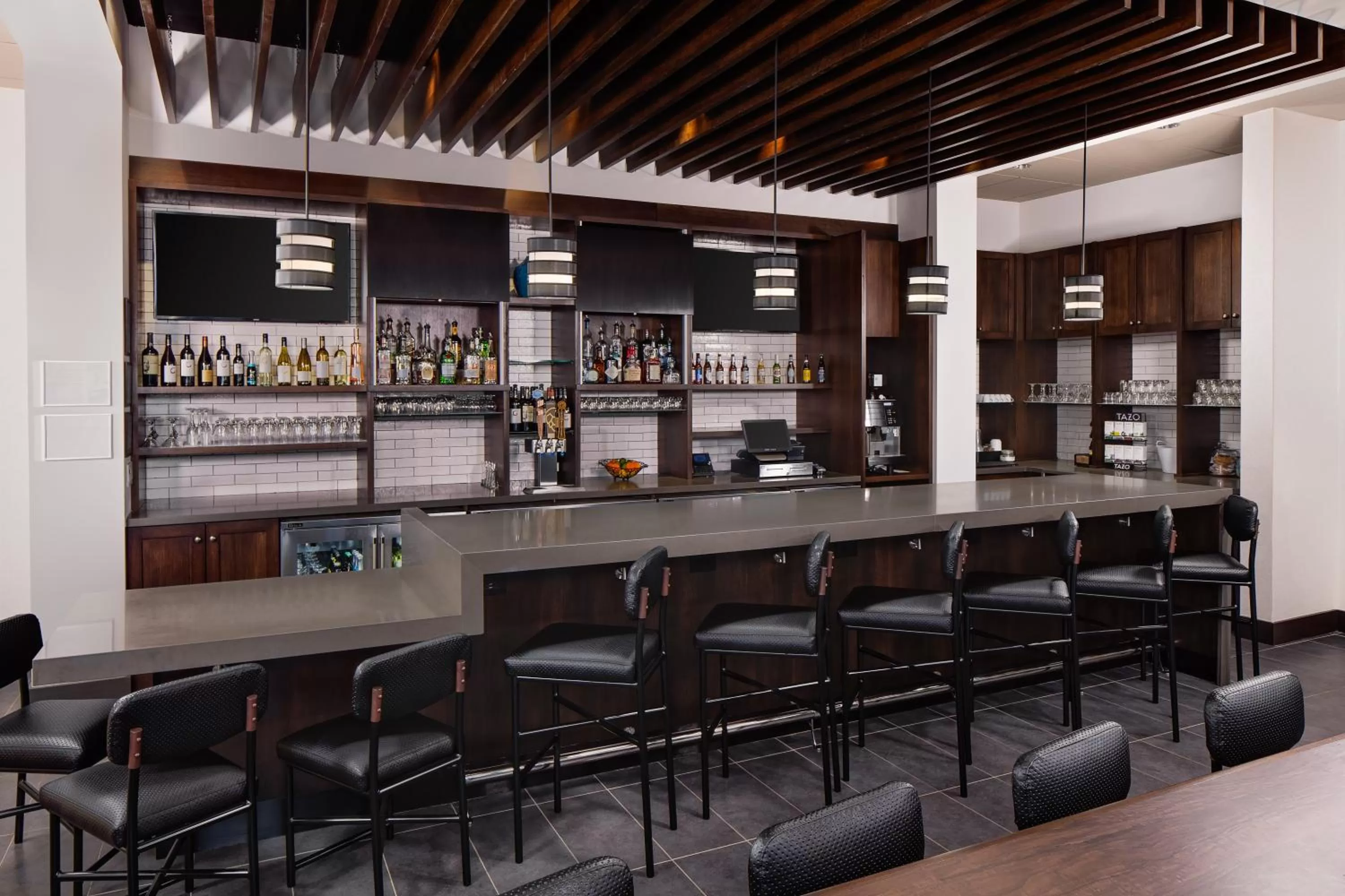 Restaurant/places to eat in Hyatt Place Florence Downtown