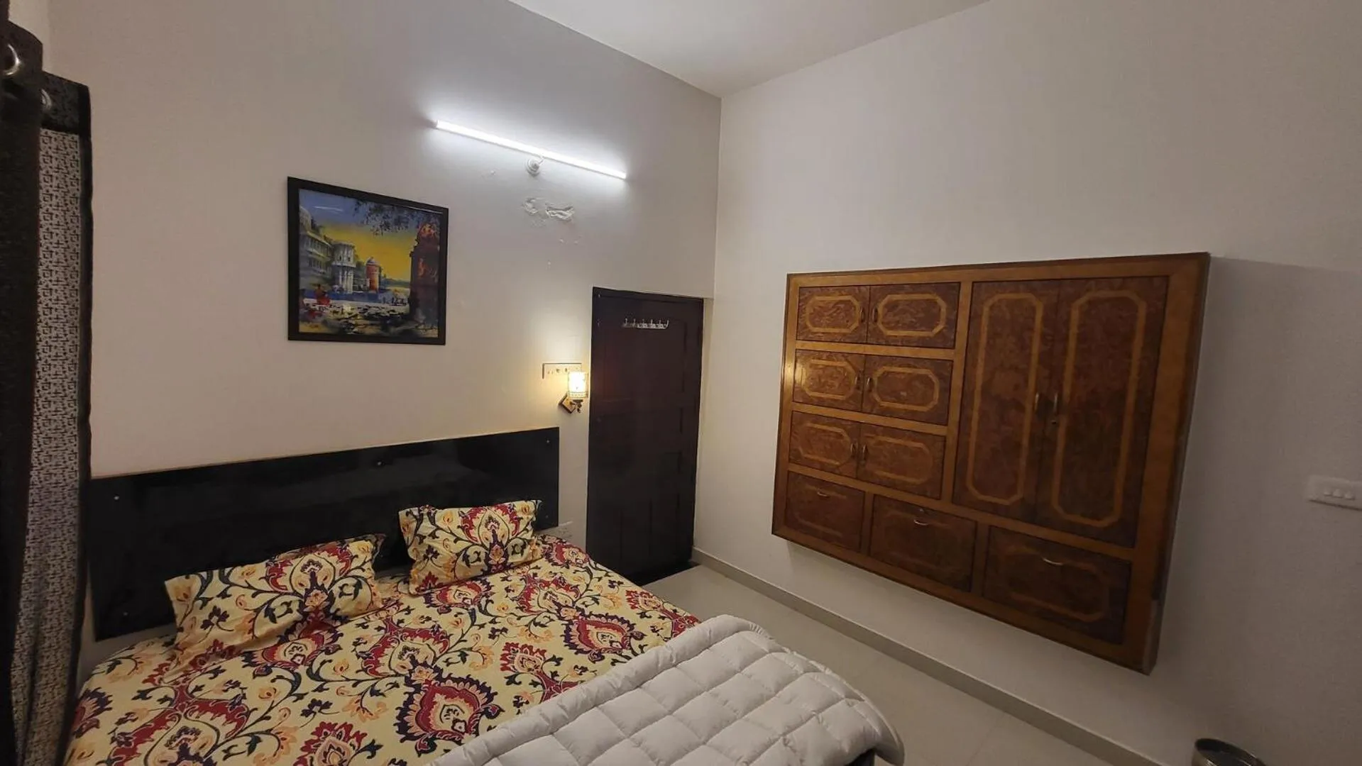 Bedroom, Bed in Goroomgo Assi River Guest House Varanasi