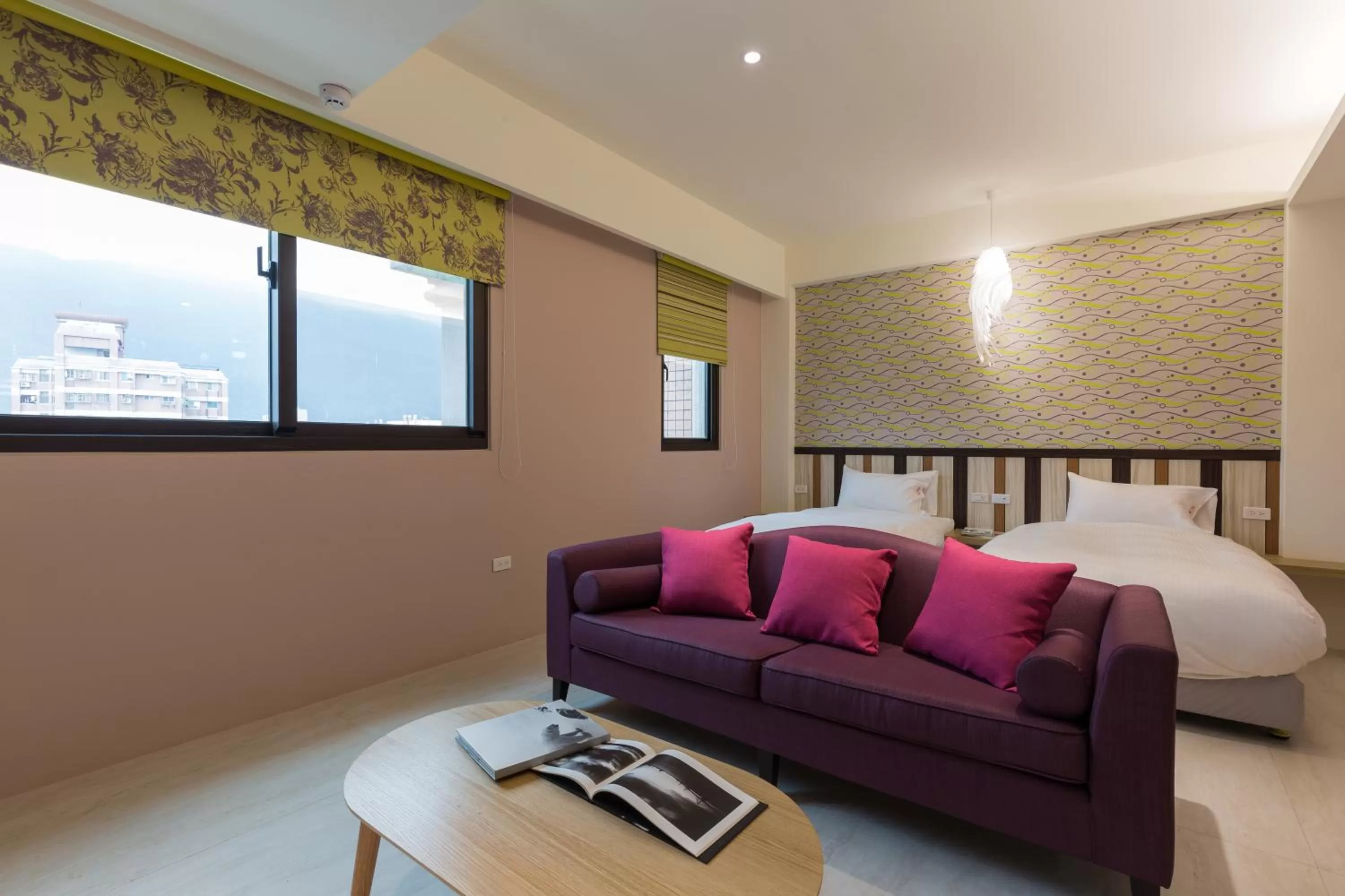 Photo of the whole room, Seating Area in Visual Range B&B