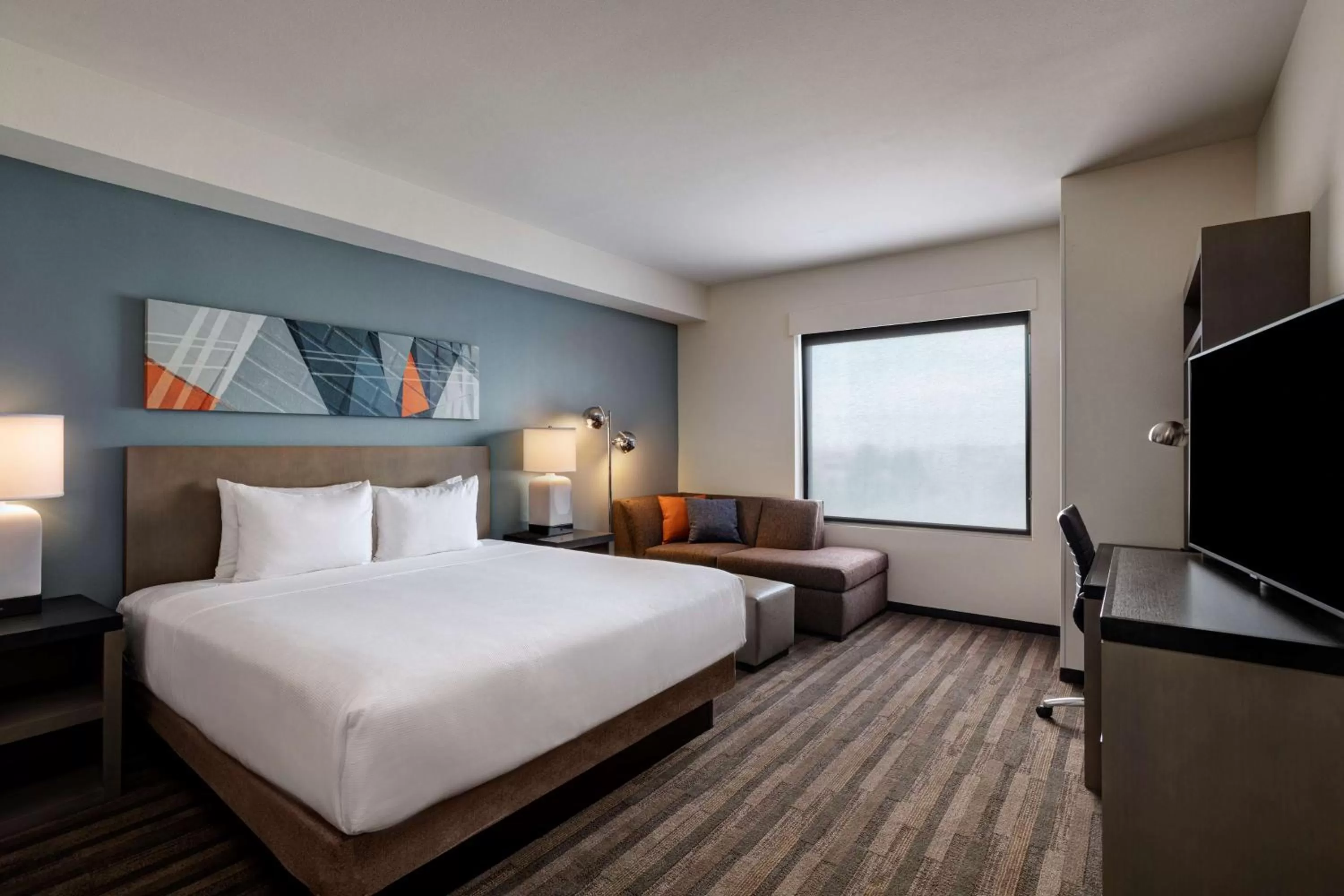 Photo of the whole room, Bed in Hyatt House Carlsbad