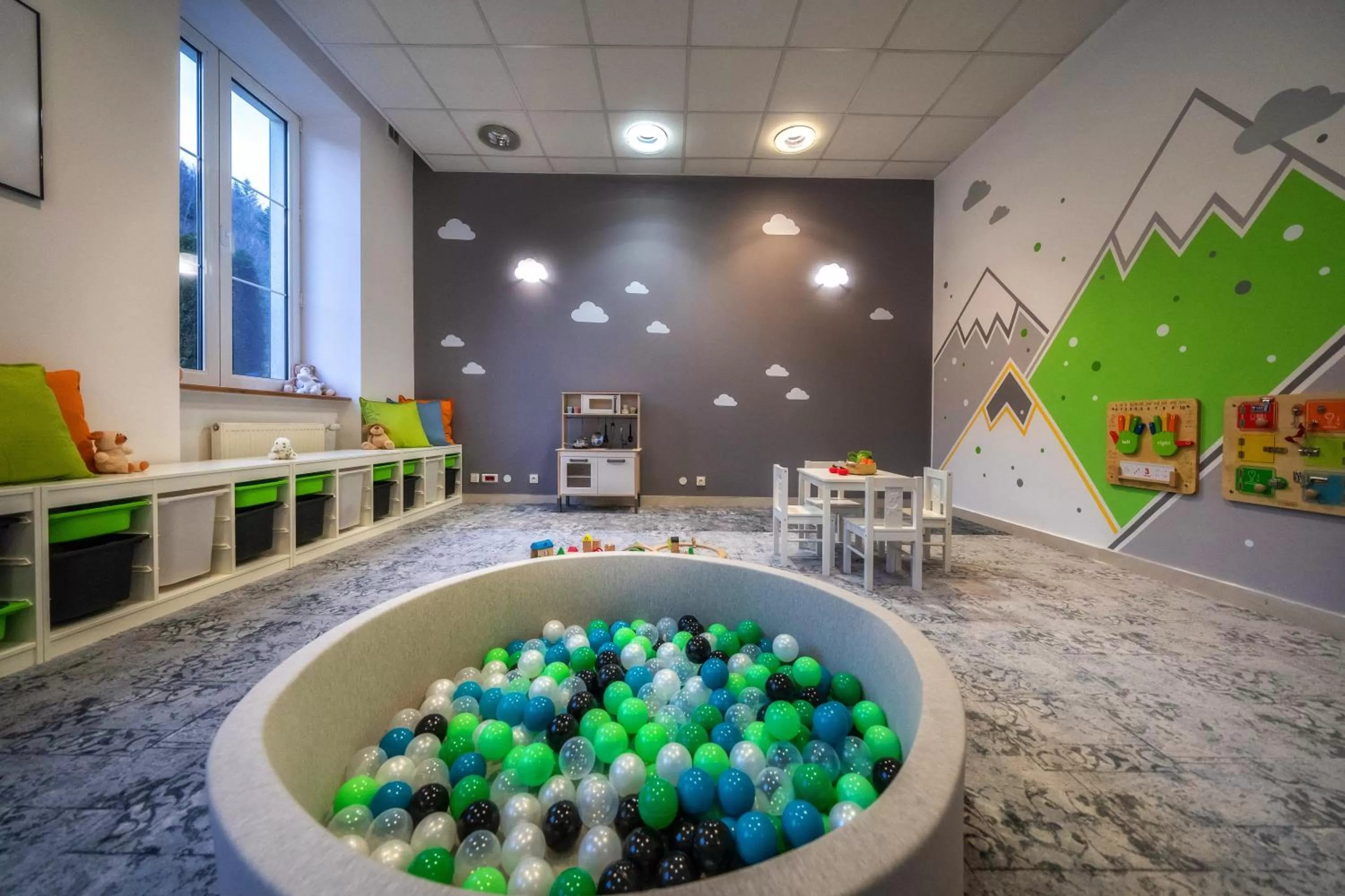 Children play ground in Gronie Ski & Bike