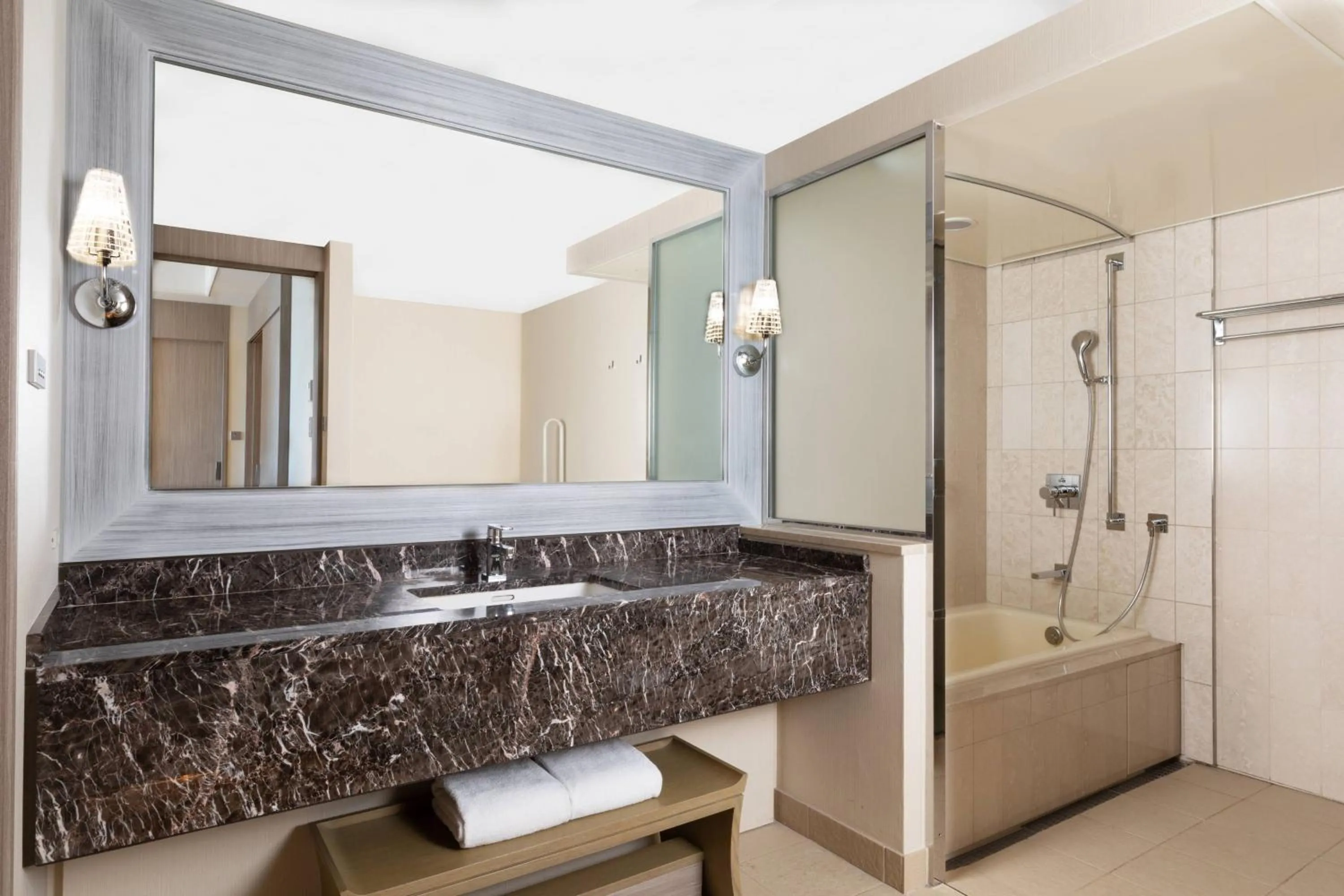 Bathroom in Tokyo Marriott Hotel