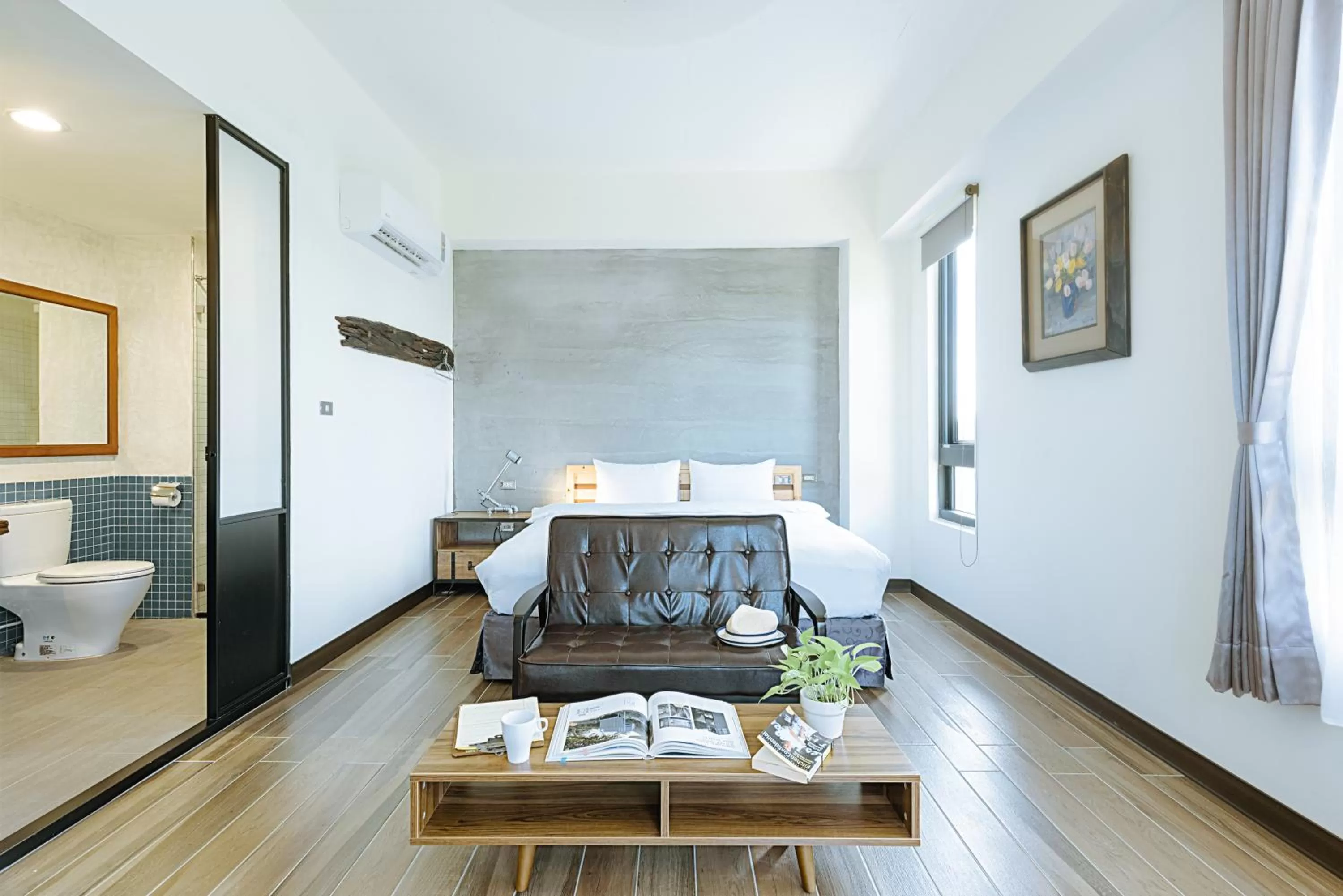 Photo of the whole room, Bed in Chillax Inn B&B 恆春鬆塊民宿