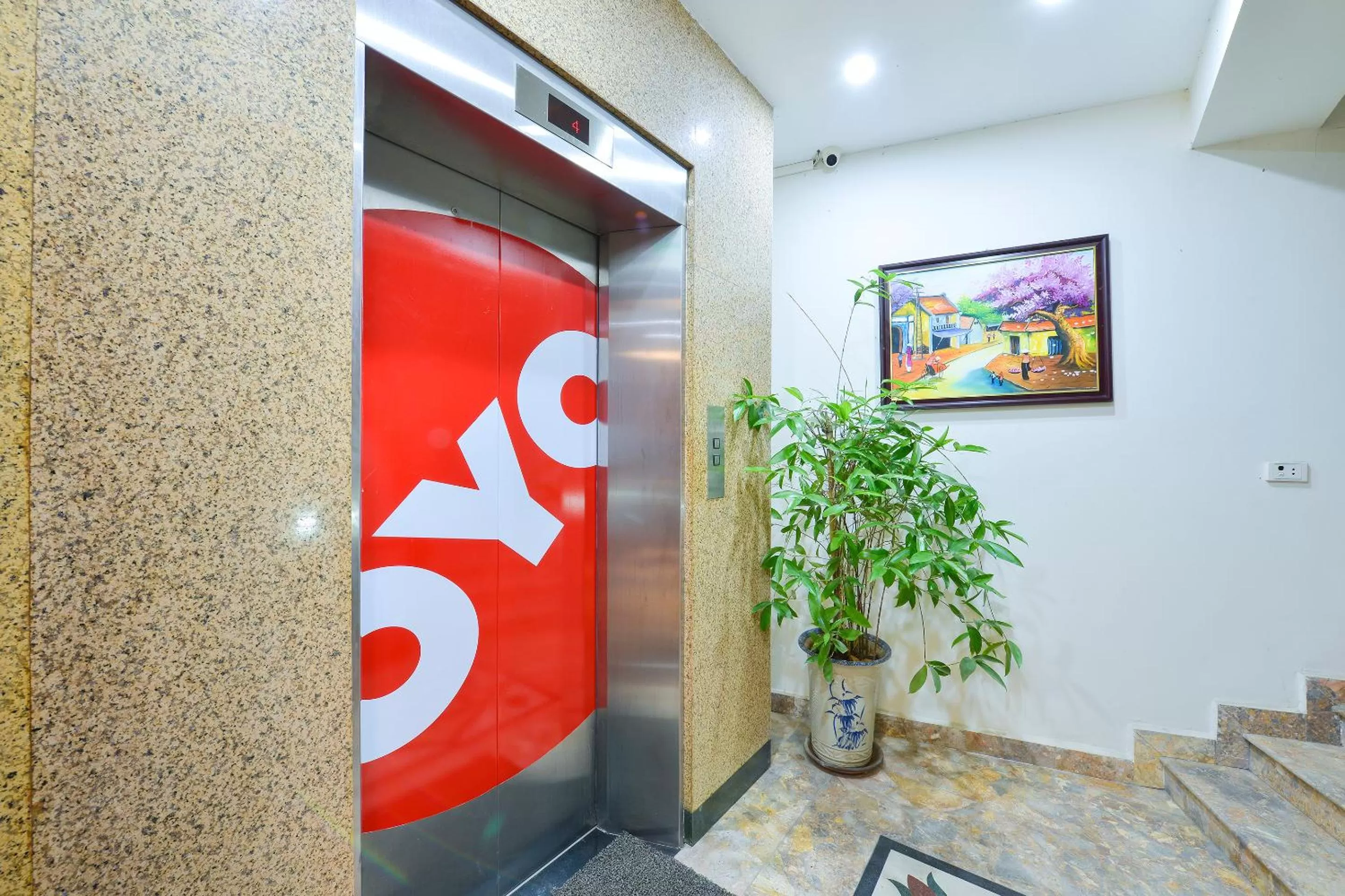 Floor plan in Aloha Hotel