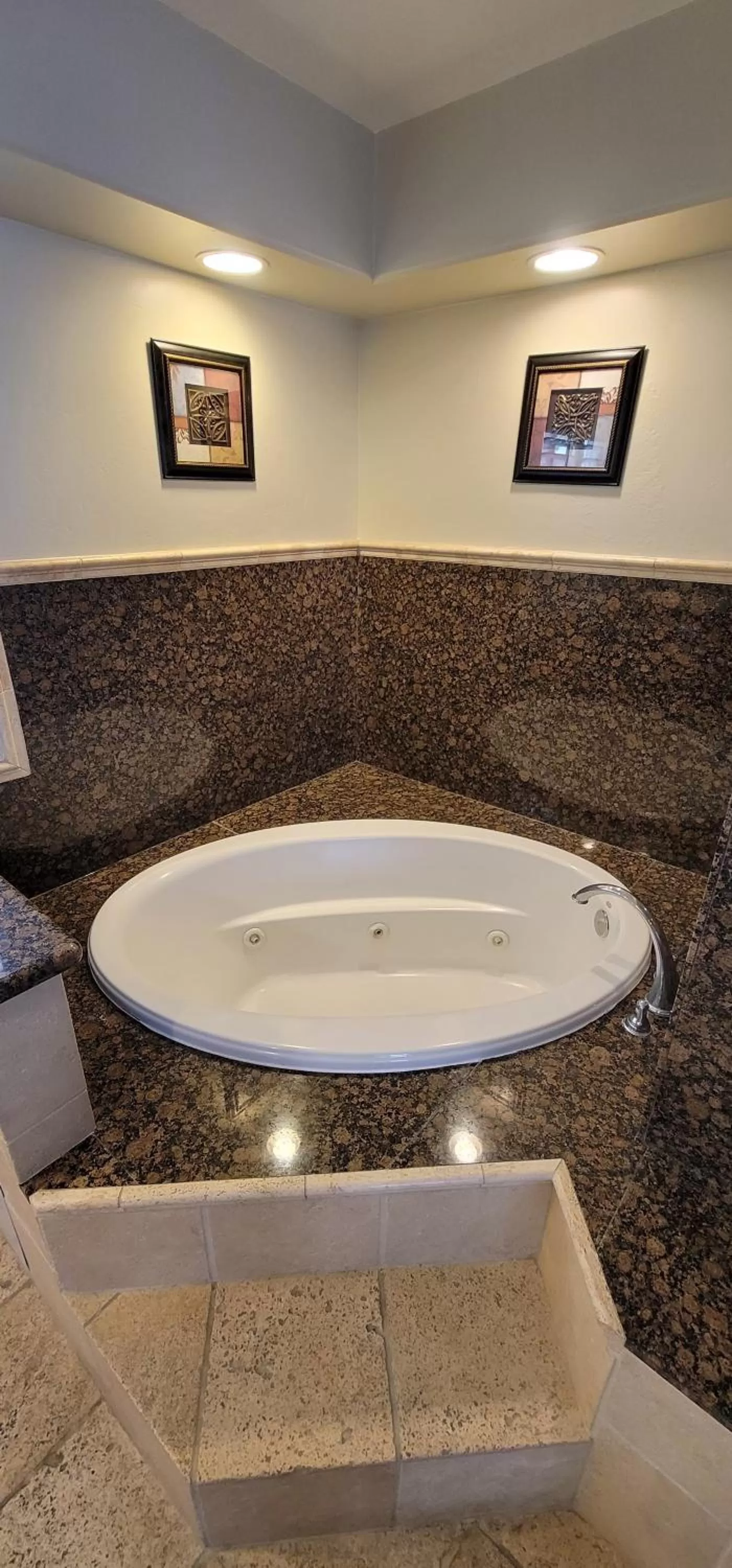 Spa and wellness centre/facilities in Beachwalker Inn & Suites