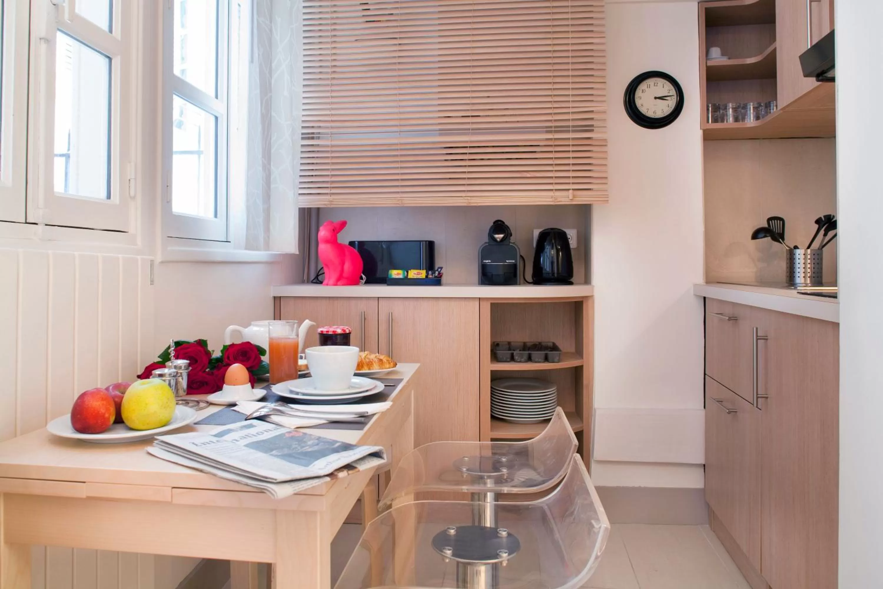 Kitchen or kitchenette in Hôtel Mayet