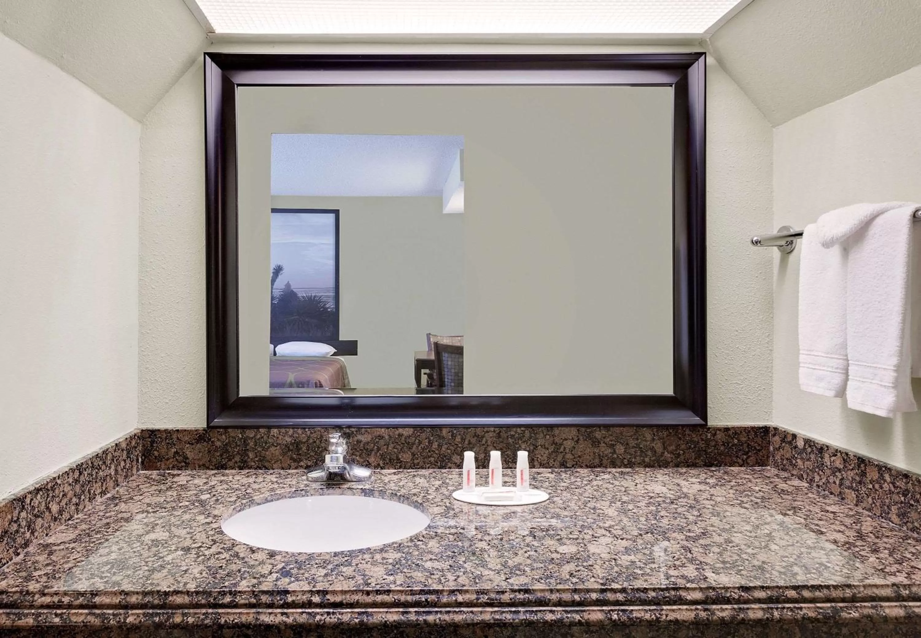 Bathroom in Super 8 by Wyndham Corpus Christi Northwest