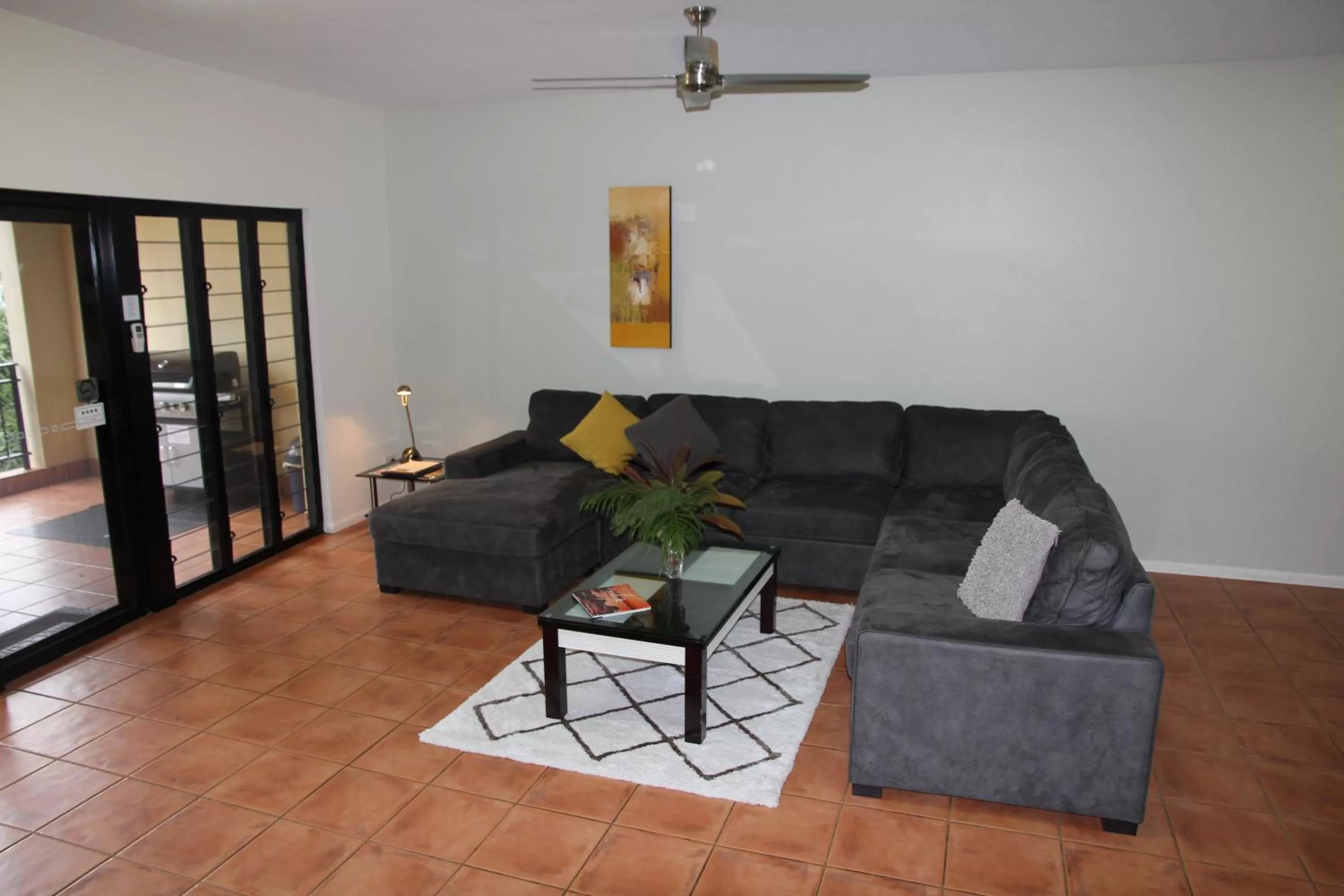 Living room, Seating Area in Darwin Deluxe Apartments