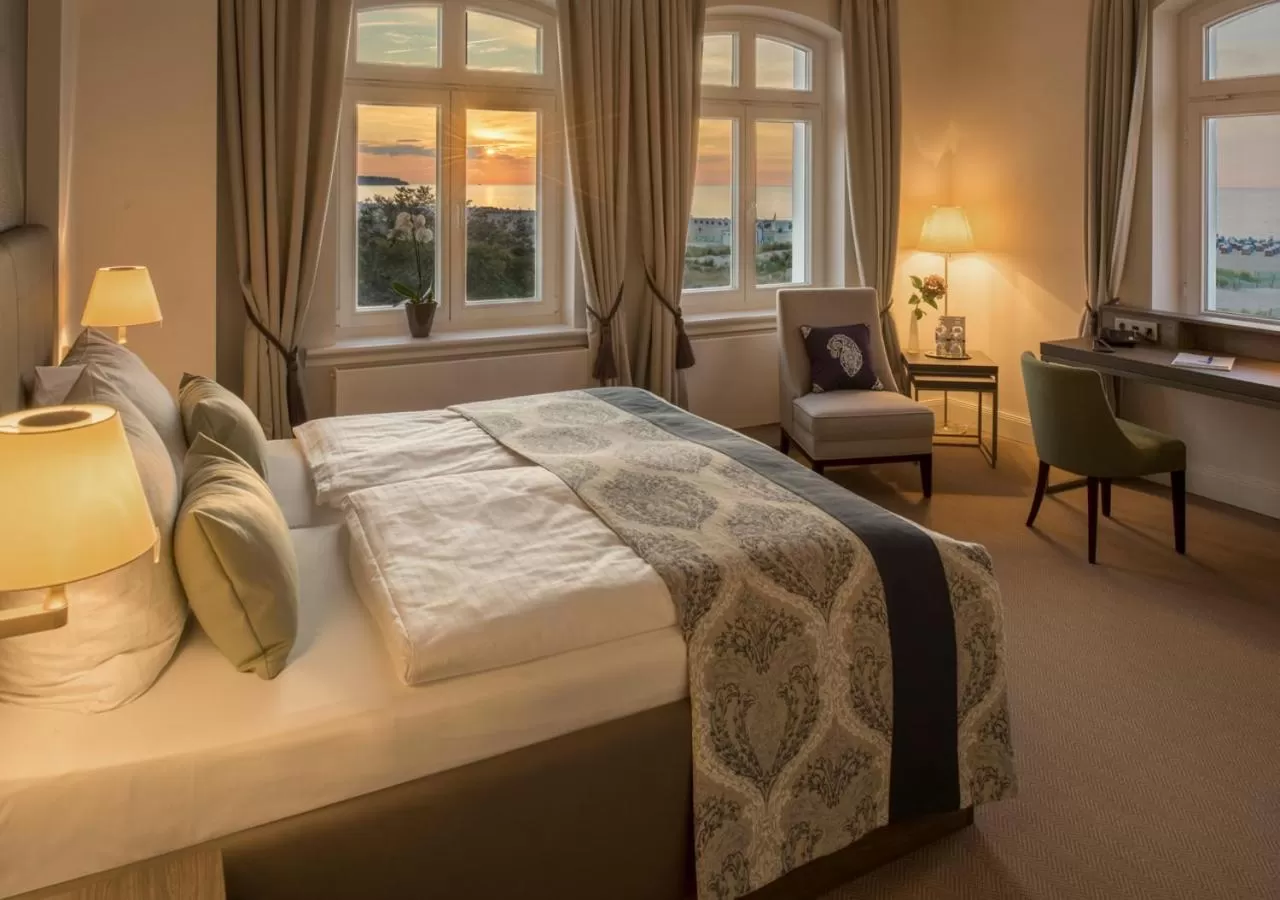 Photo of the whole room, Bed in Hotel Am Leuchtturm