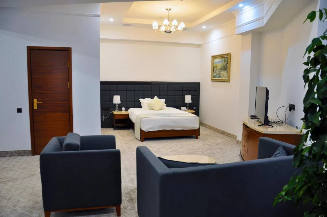 Bed in Parliament Palace Hotel