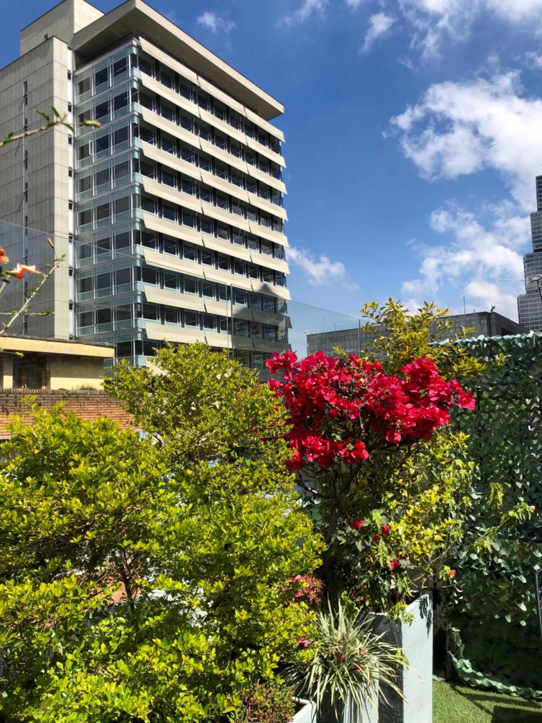 Property building in Hotel Regina