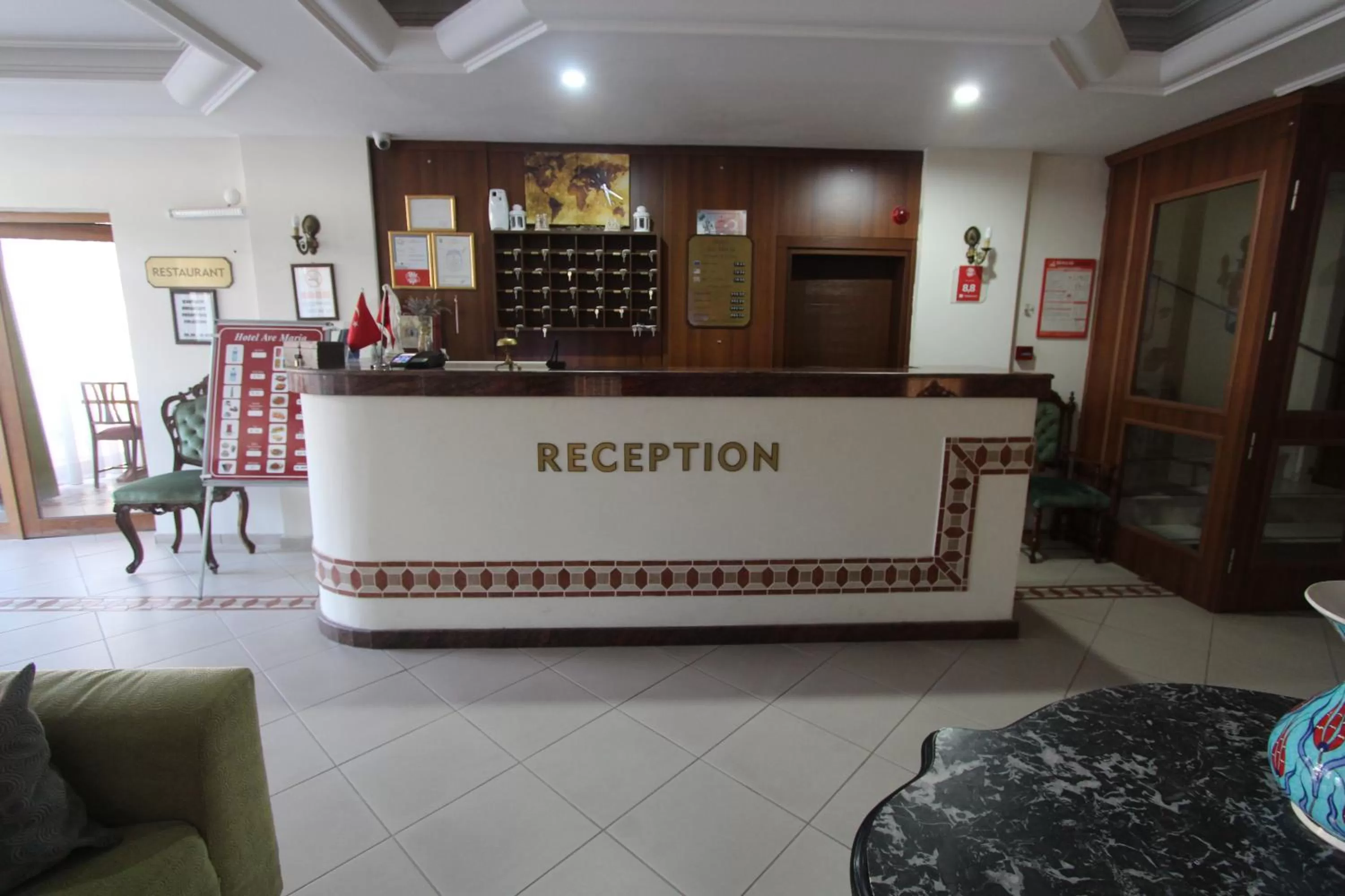 Lobby or reception in Hotel Ave Maria